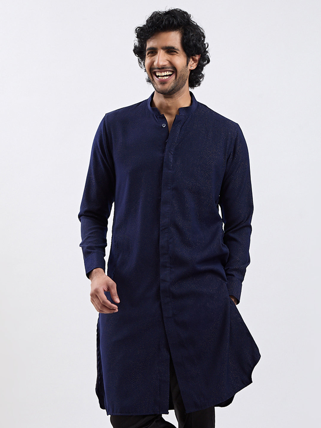 Men's Navy Blue Cotton Blend Kurta For Men.