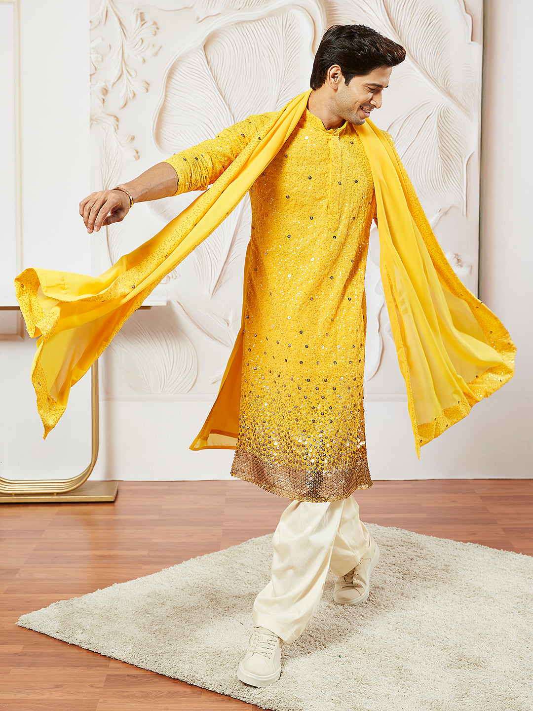 Men's Yellow Georgette Zari With Sequins Worked Kurta