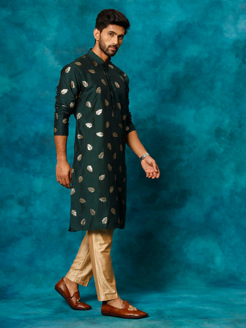 Men's Green Leaf Motif Embellished Kurta