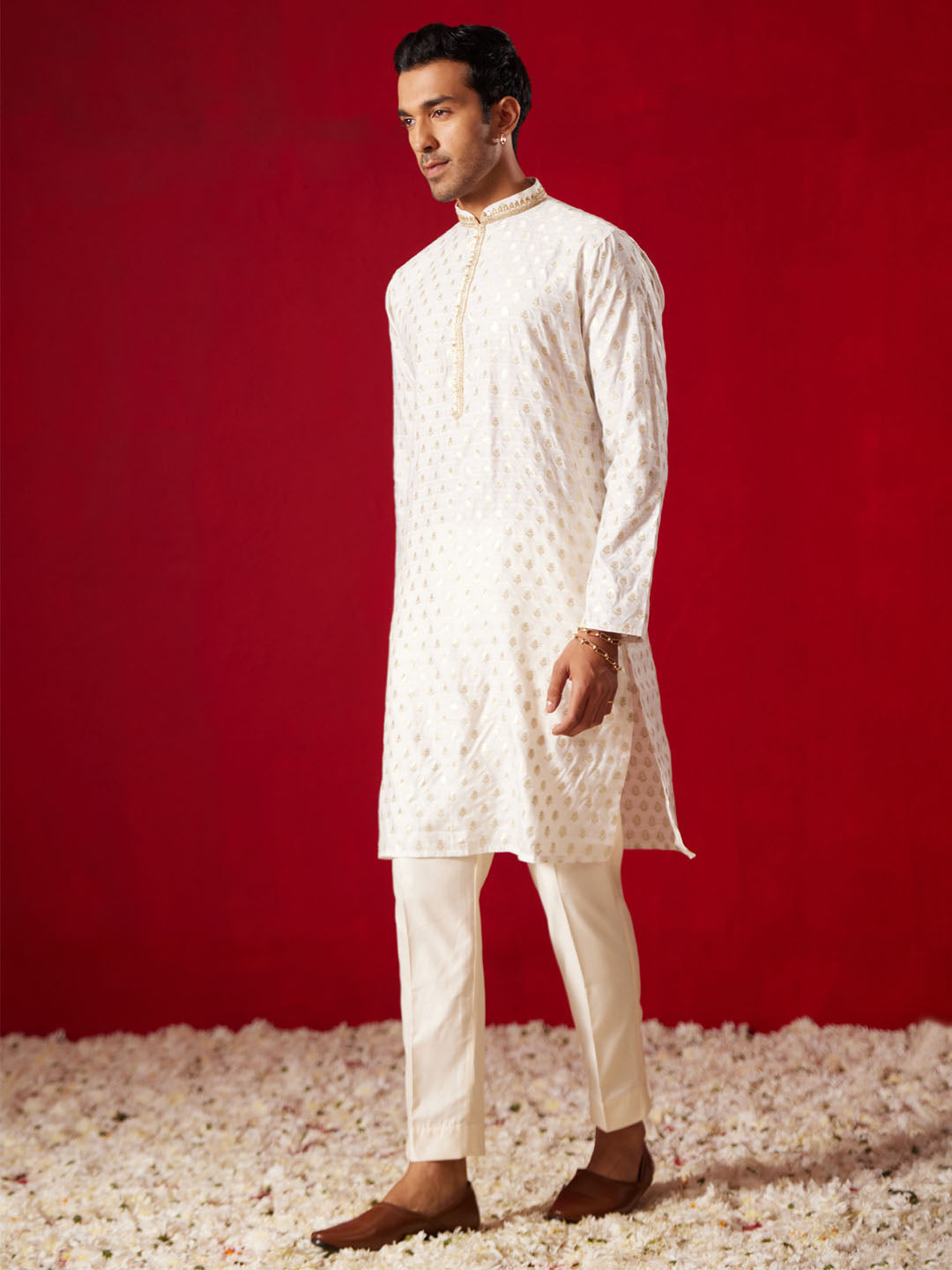 Me's Cream Silk Blend Jacquard Kurta With Pant Set