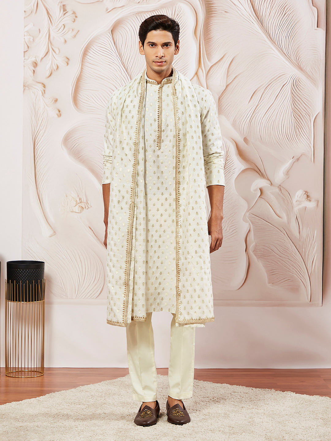 Men's Cream Silk Blend Kurta Pyjama With Dupatta Set