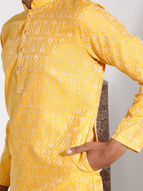 Men's Yellow Silk Blend Kurta And Pyjama Set