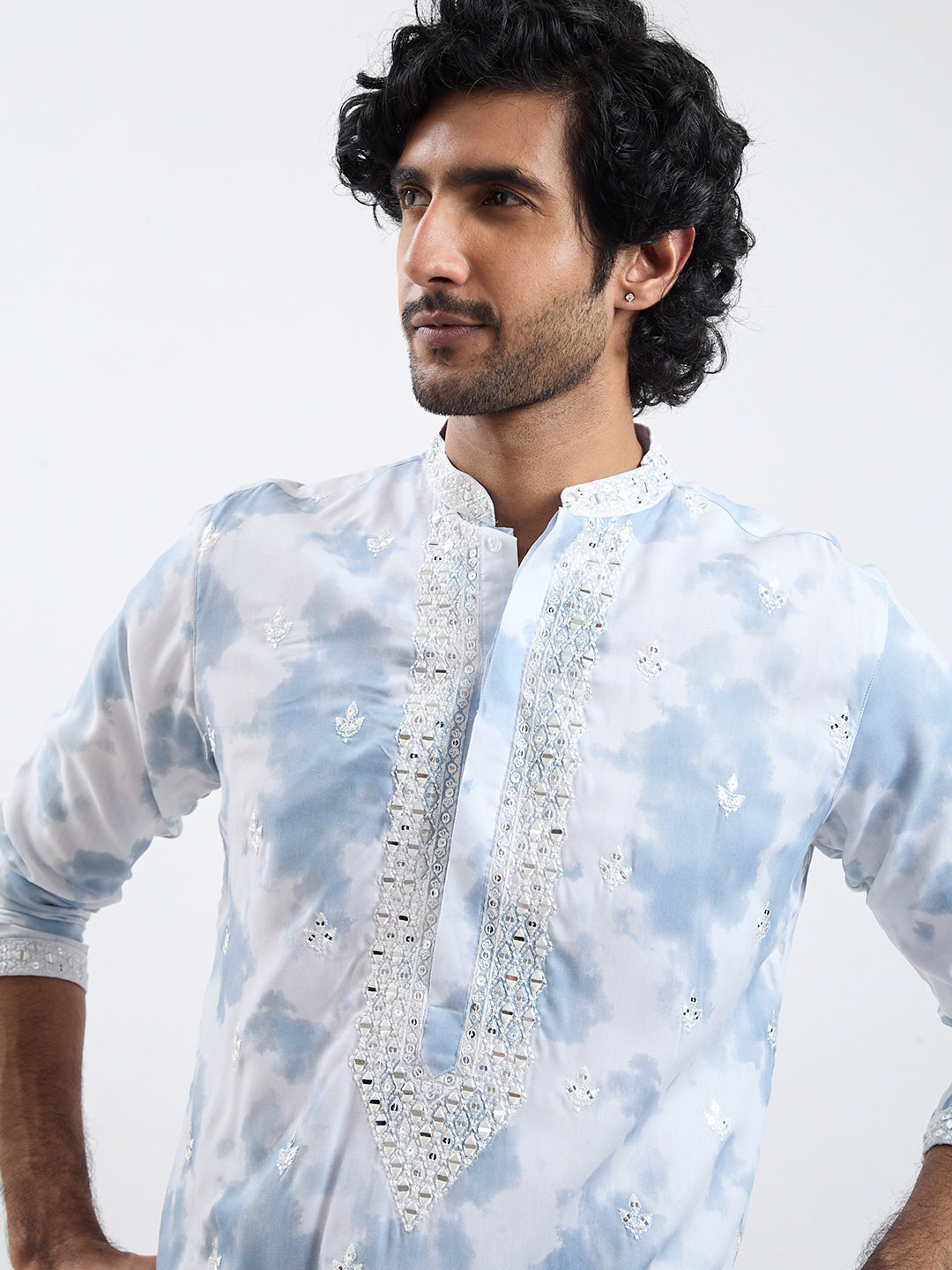 Men's Grey And Cream Cotton Blend Kurta And Pyjama Set