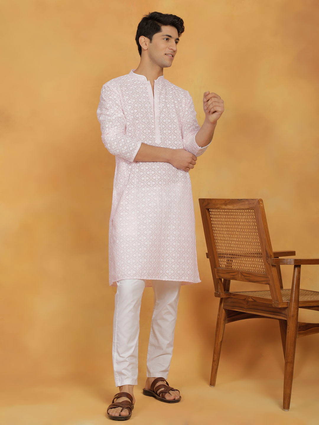 Men's Pink And White Cotton Kurta And Pyjama Set