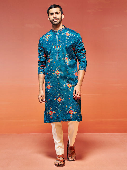 Men's Turquoise Chinon Kurta And Pyjama Set.