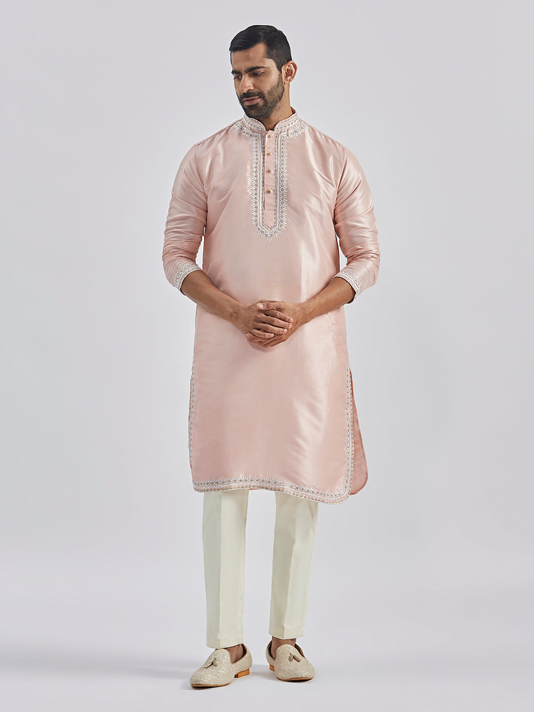 Men's Peach Silk Blend Kurta And Pyjama Set.