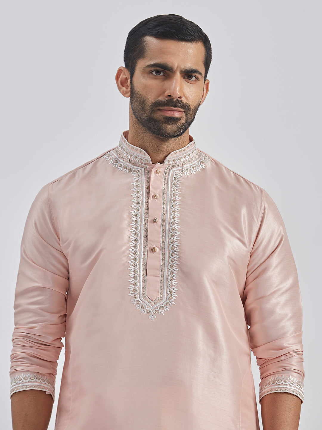 Men's Peach Silk Blend Kurta And Pyjama Set.