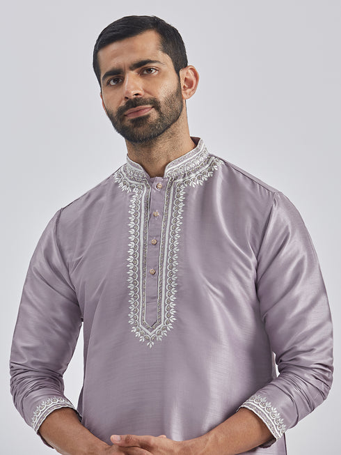 Men's Purple Silk Blend Kurta And Pyjama Set.