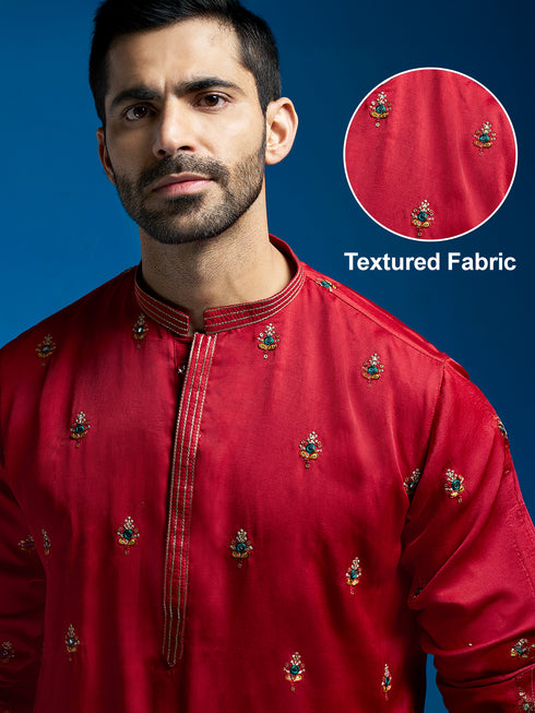 Men's Maroon Silk Blend Kurta And Pyjama Set