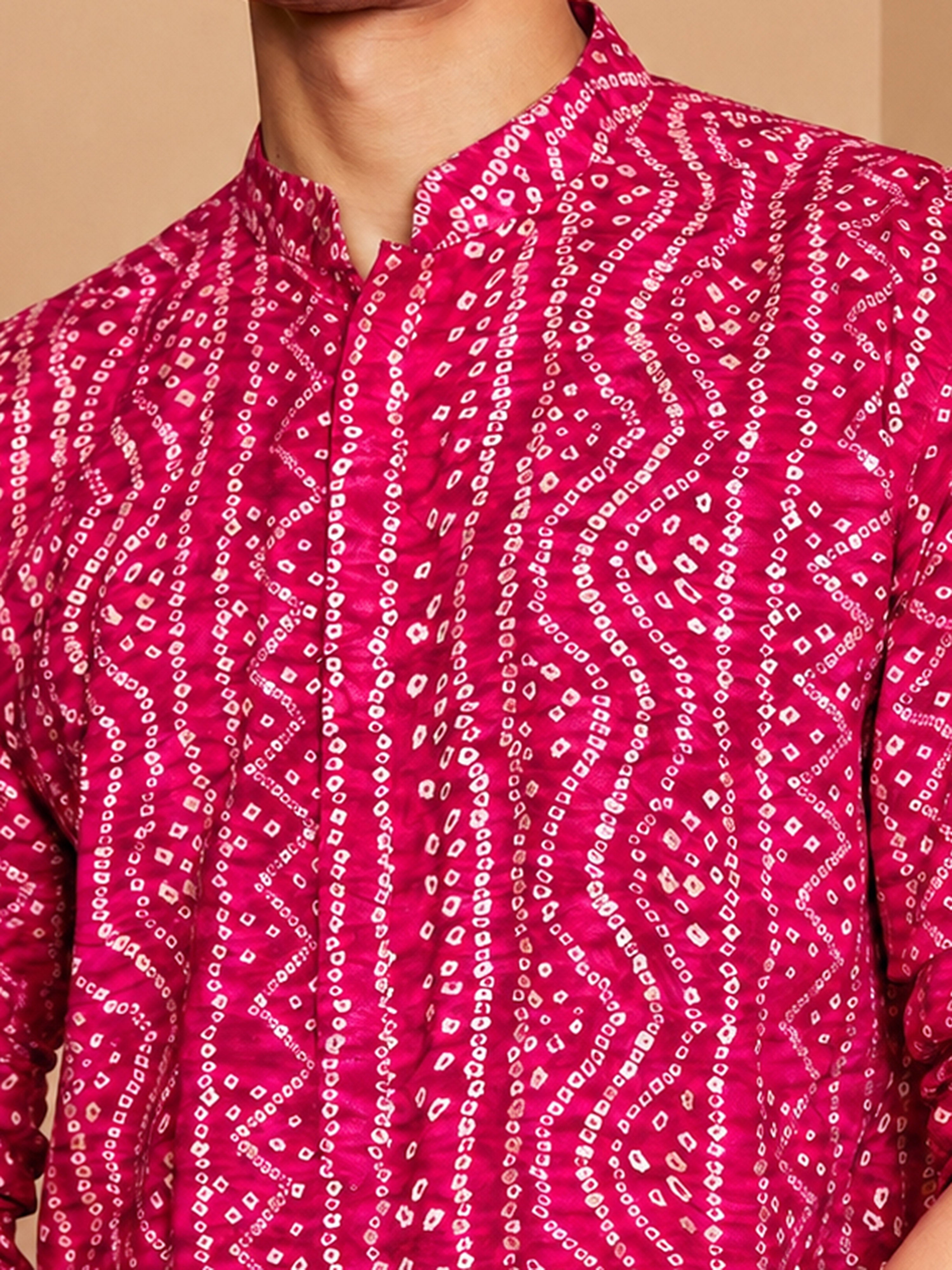 Men's Falsa Bandhani Kurta Wide Leg Pant Set by VASTRAMAY