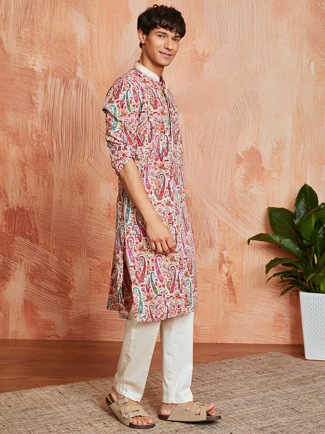 Men's Cream Crepe Kurta And Pyjama Set