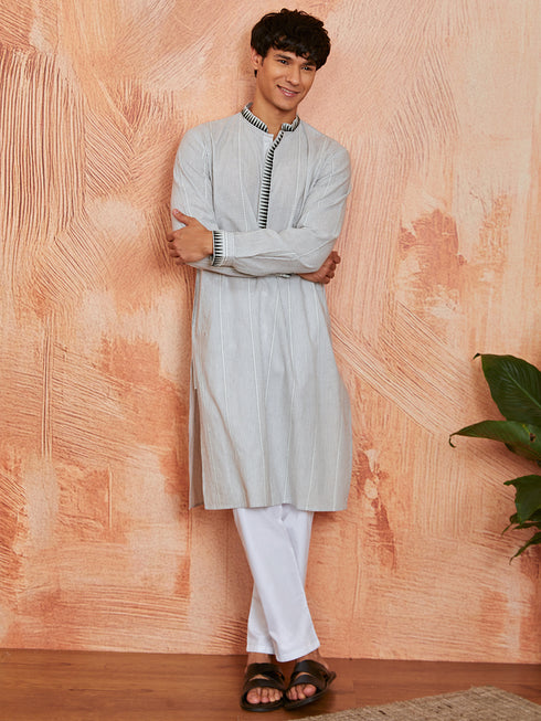 Men's White Cotton Kurta And Pyjama Set