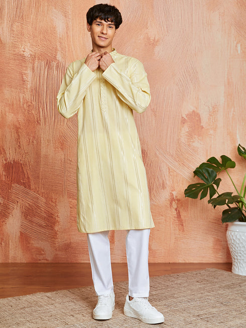 Men's Yellow Silk Blend Kurta And Pyjama Set