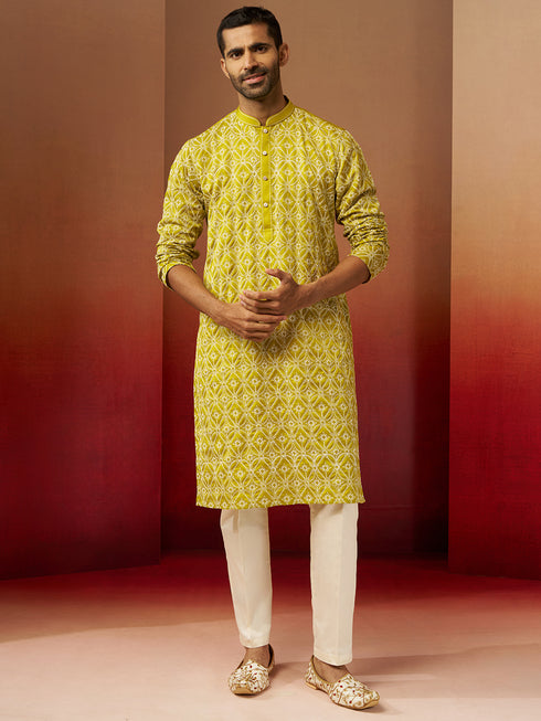 Vastramay Men Green Linen Silk Thread Embroidered Kurta