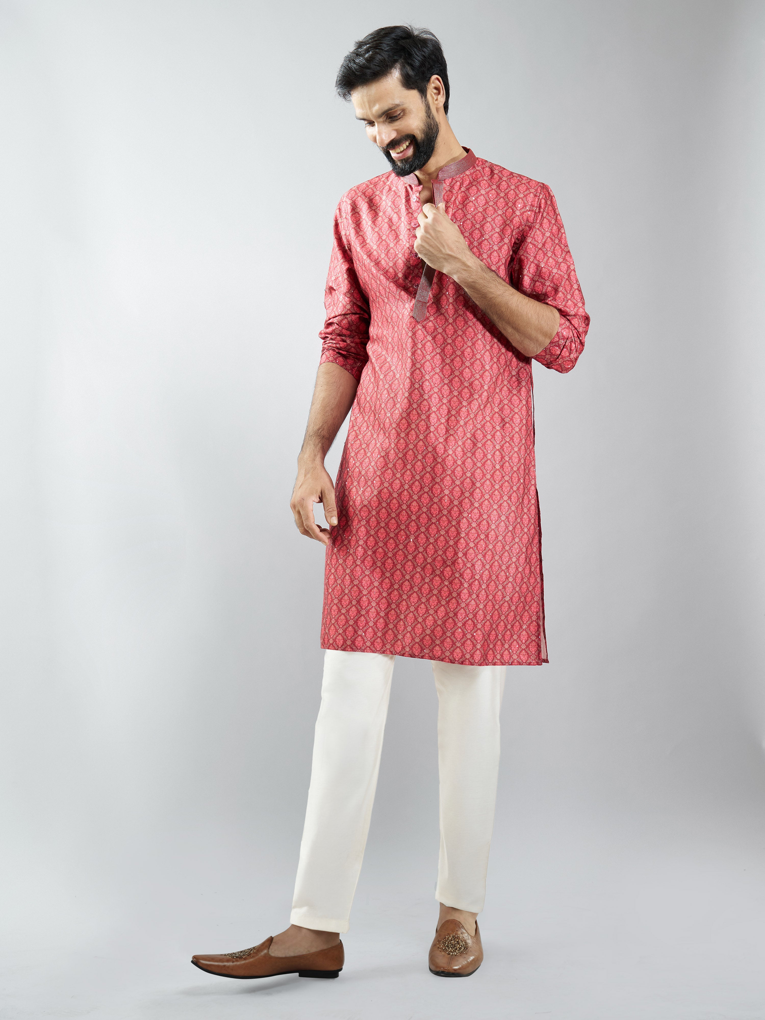 Men Maroon Silk Blend Digital Print Kurta Set with Cream Pyjama