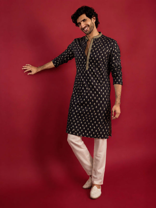 Men Black Viscose Kurta with Pyjama Navratri, Diwali, Wedding, Festive, Festive Glitz, Durga Puja Ethnic Wear