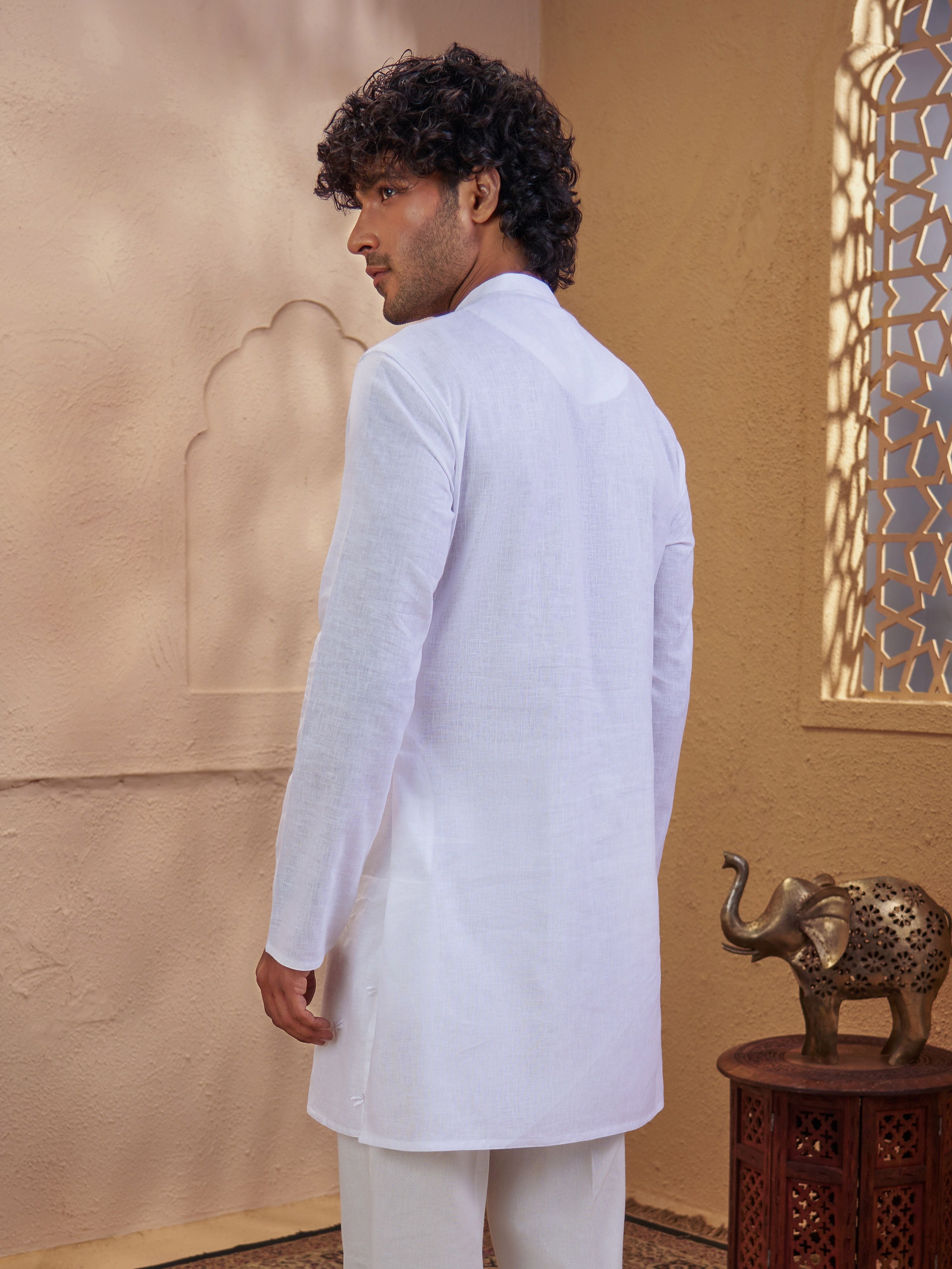Men's White Woven Fabric Embroidered Thigh Length Kurta