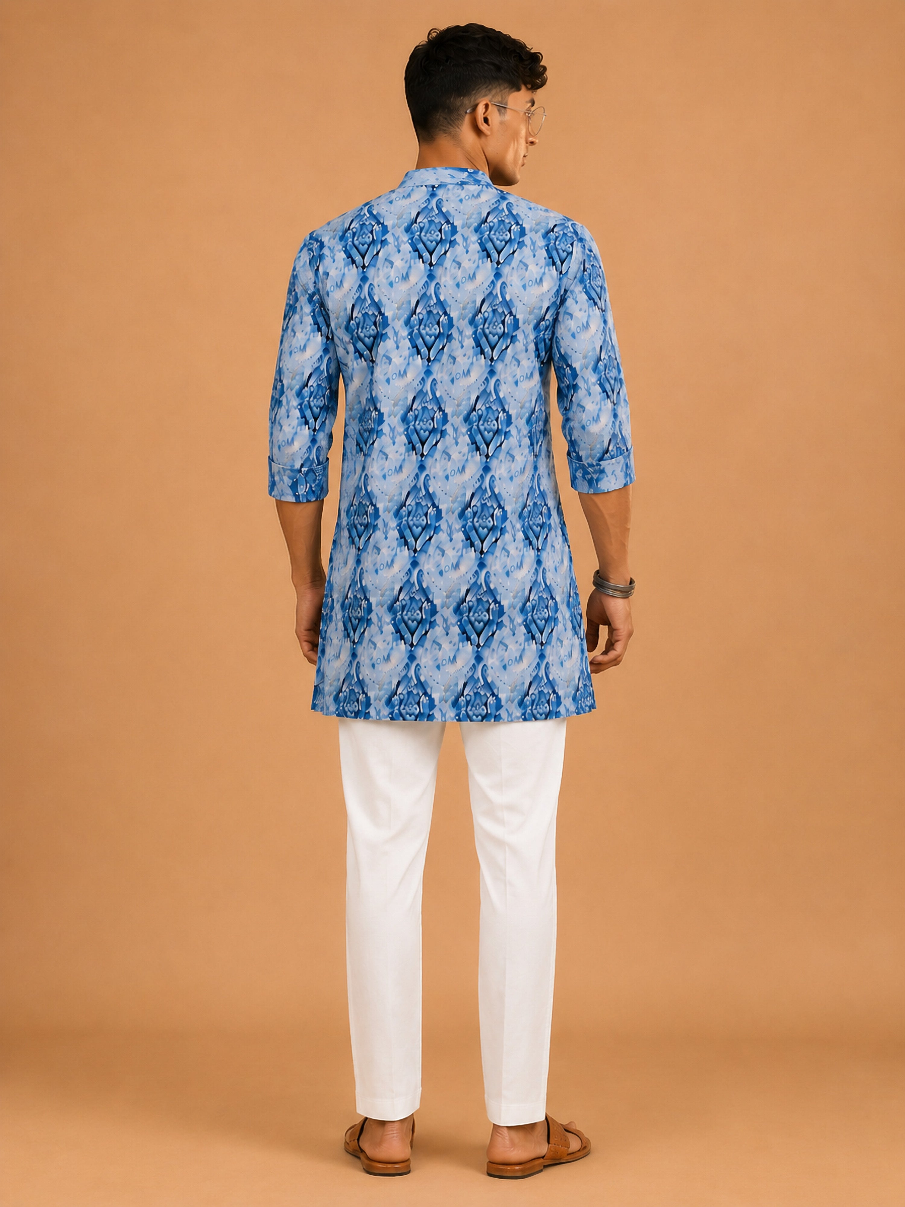Vastramay Men Blue Ikkat Print Cotton V-Neck Kurta with White Pyjama Set