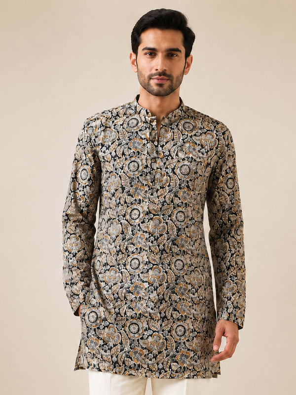 Vastramay Men Black Cotton Kalamkari Print Mandarin Collar Mid-Length Kurta