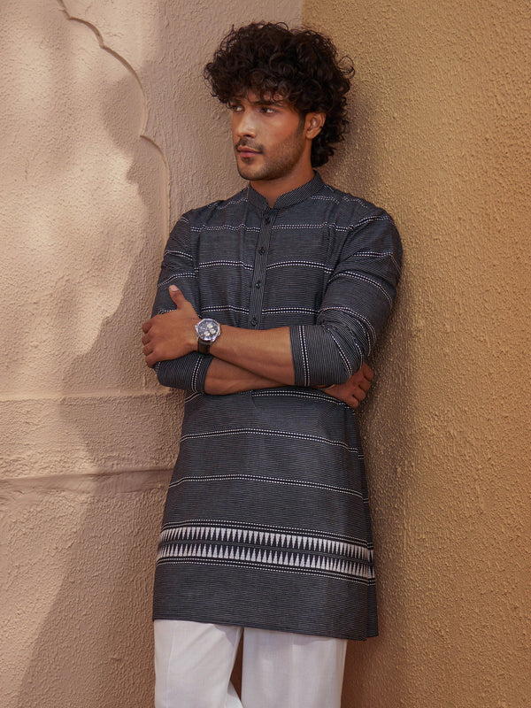 Men Black Cotton Striped Kurta with Kantha Work