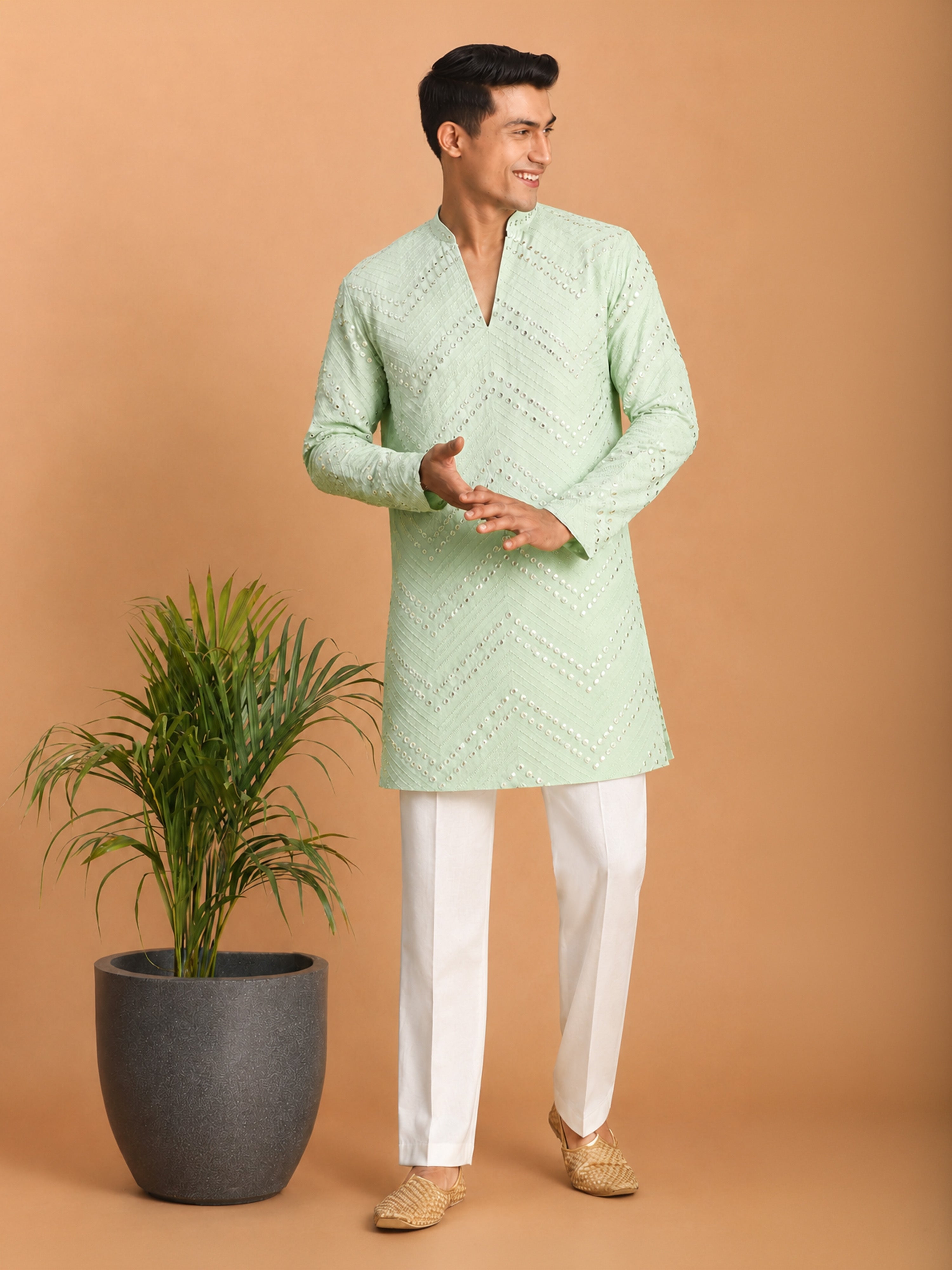 Men's Light Green Georgette Geometry Thigh Length Kurta