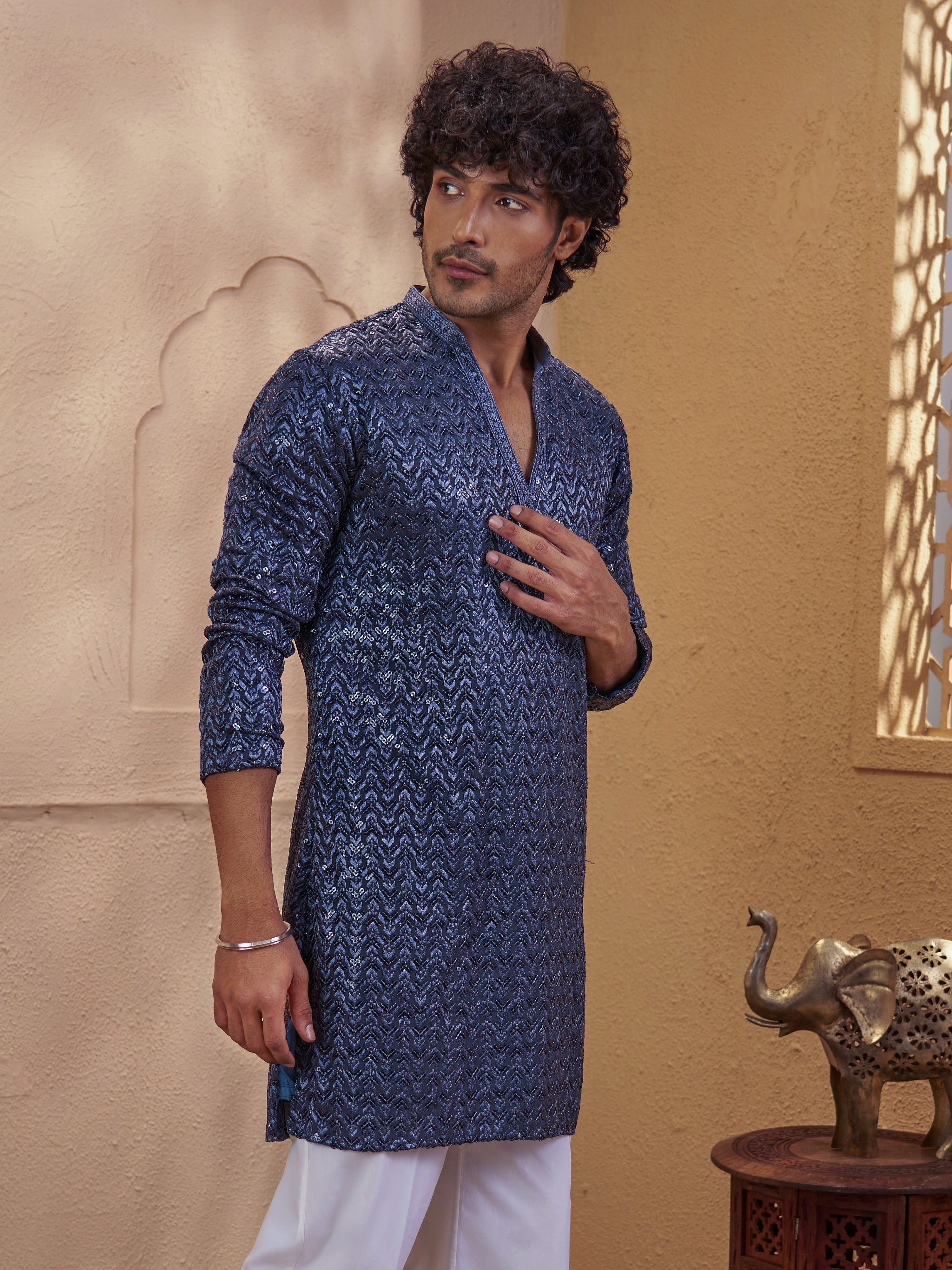 Vastramay Men Grey Rayon Sequin Embellished V-Neck Thigh Length Kurta