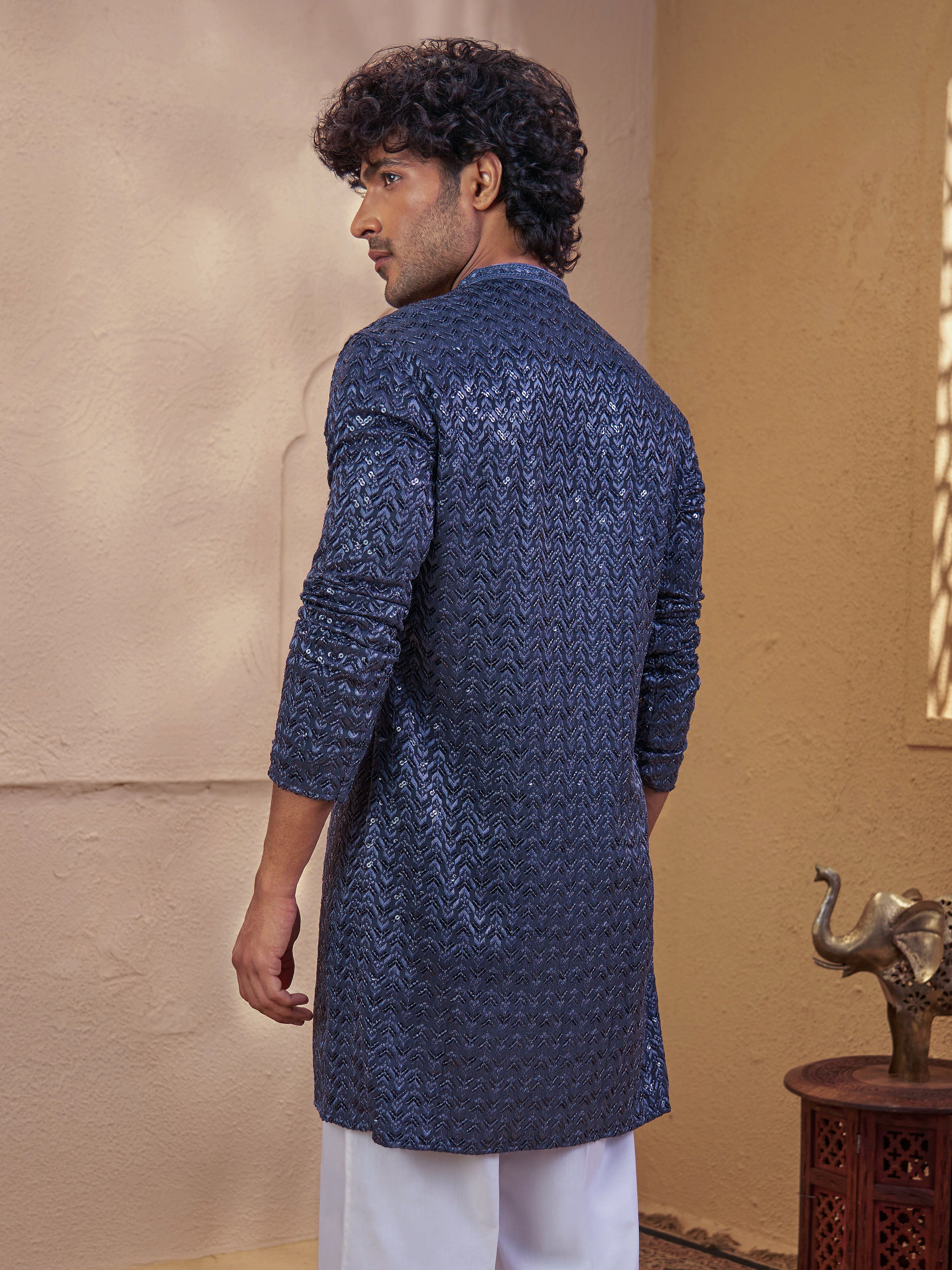 Vastramay Men Grey Rayon Sequin Embellished V-Neck Thigh Length Kurta