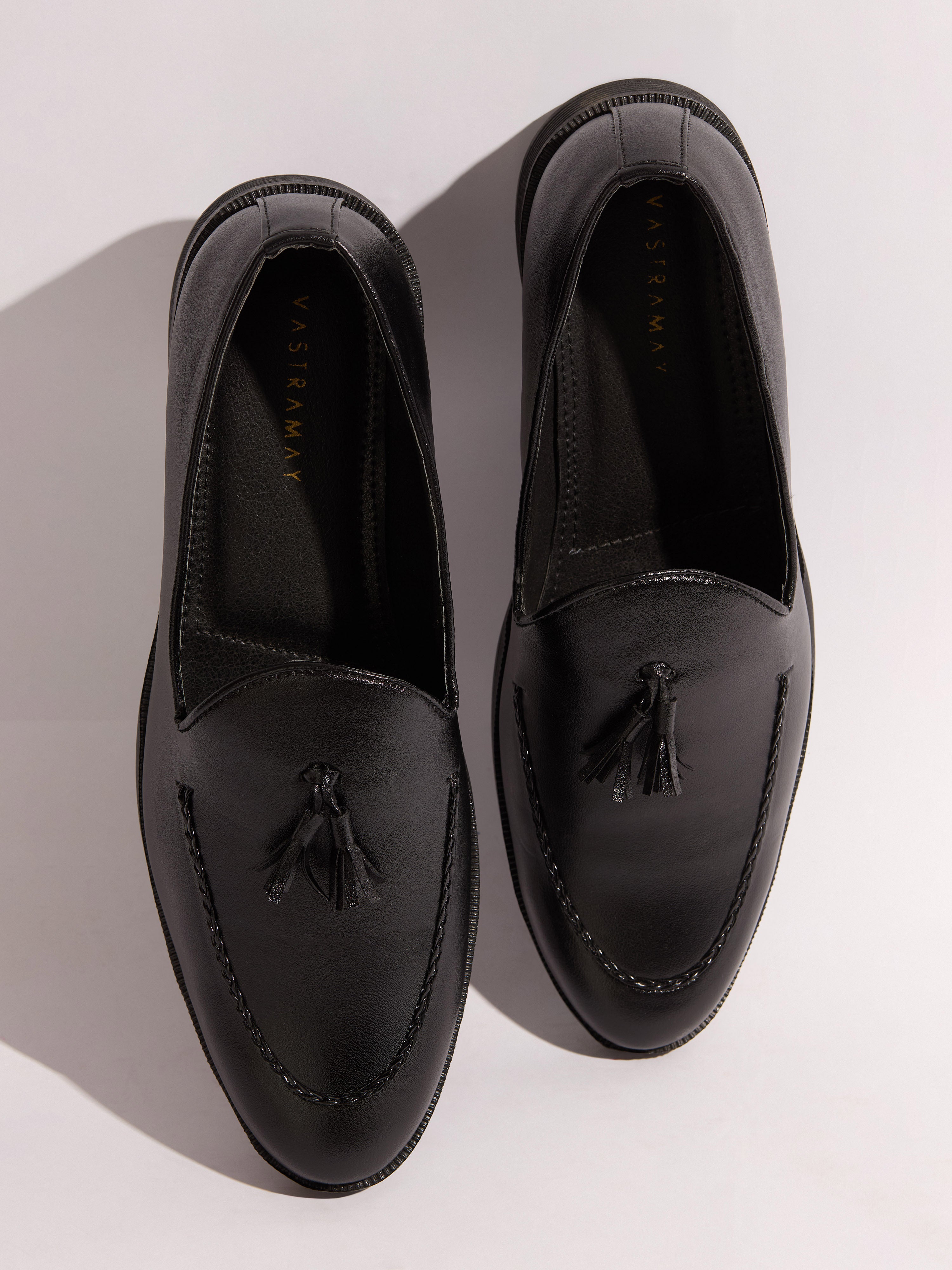 Men's Black Tasselled Loafer | Synthetic Matte Finish | Twin Tassel Vamp | Airmix Sole | All Season