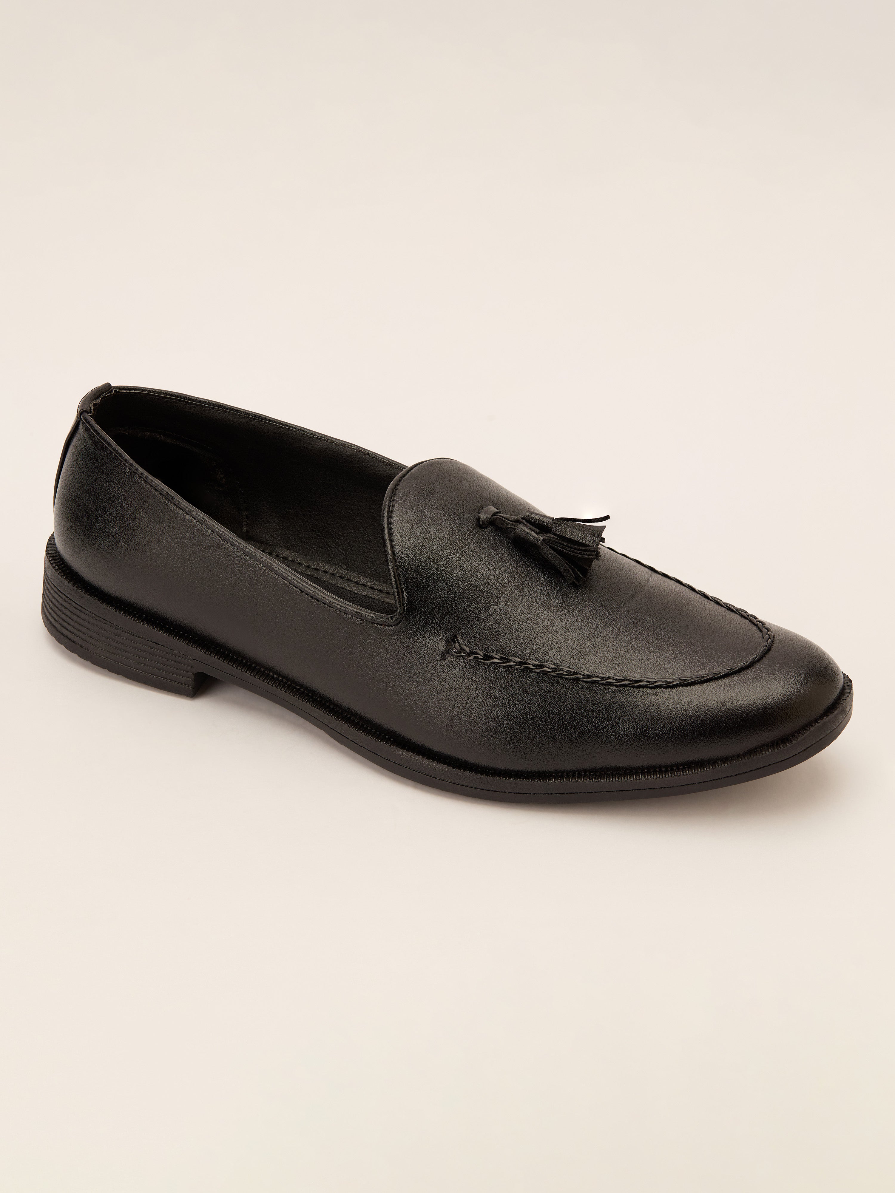 Men's Black Tasselled Loafer | Synthetic Matte Finish | Twin Tassel Vamp | Airmix Sole | All Season