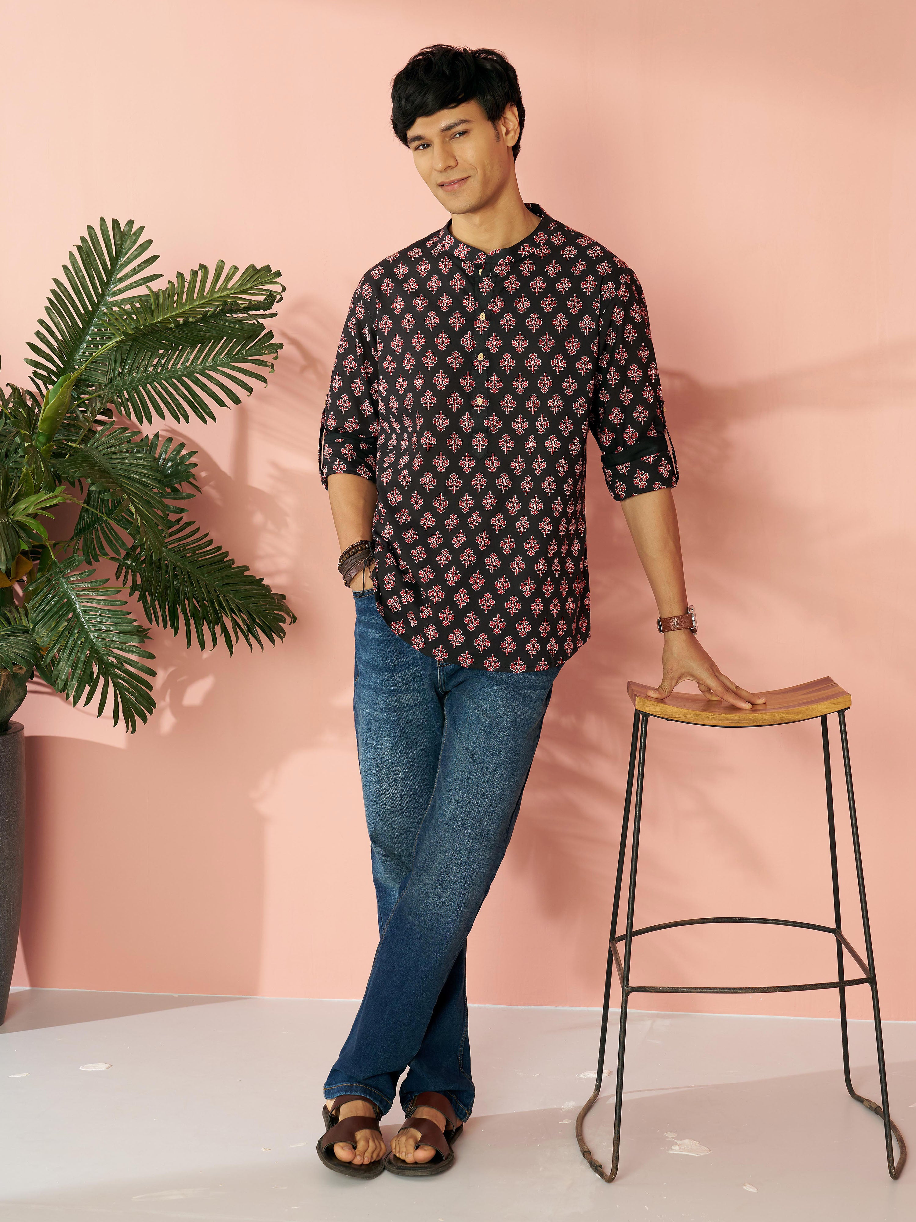 Men's Black Floral Print Cotton Short Kurta