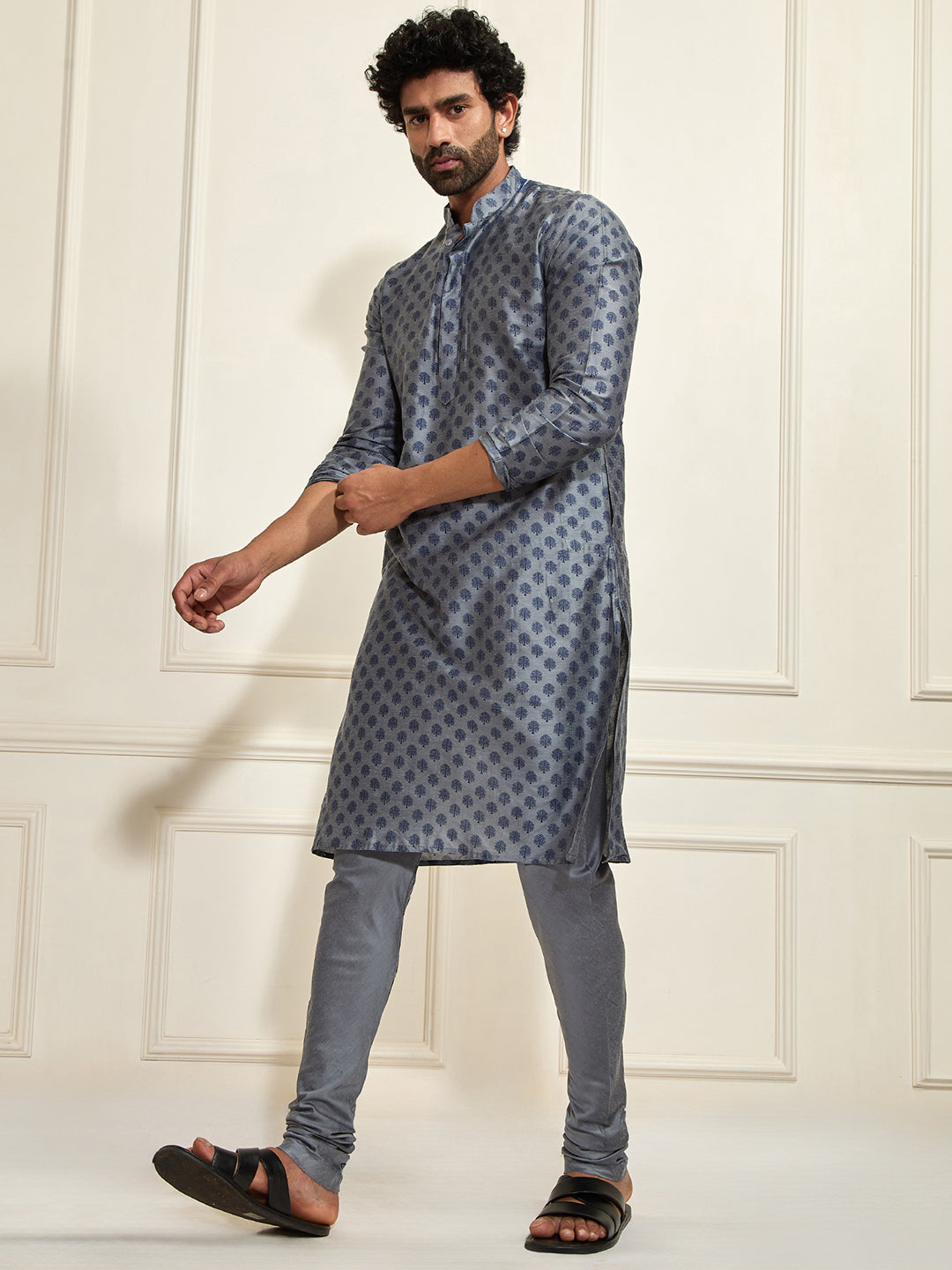 VASTRAMAY Men's Grey Cotton Silk Blend Kurta