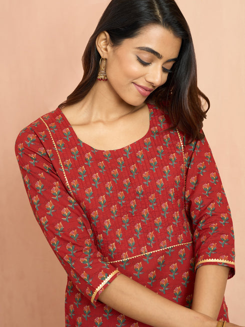 Women's Rust Floral Pleated Kurta