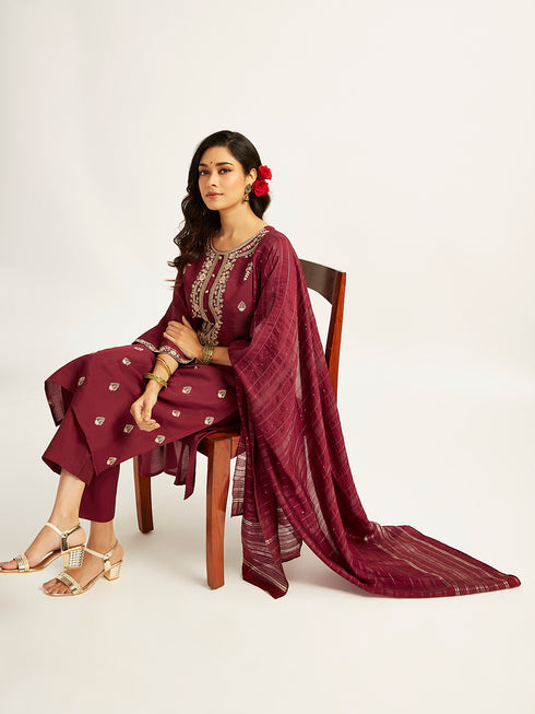 Women's Maroon Kurta Set