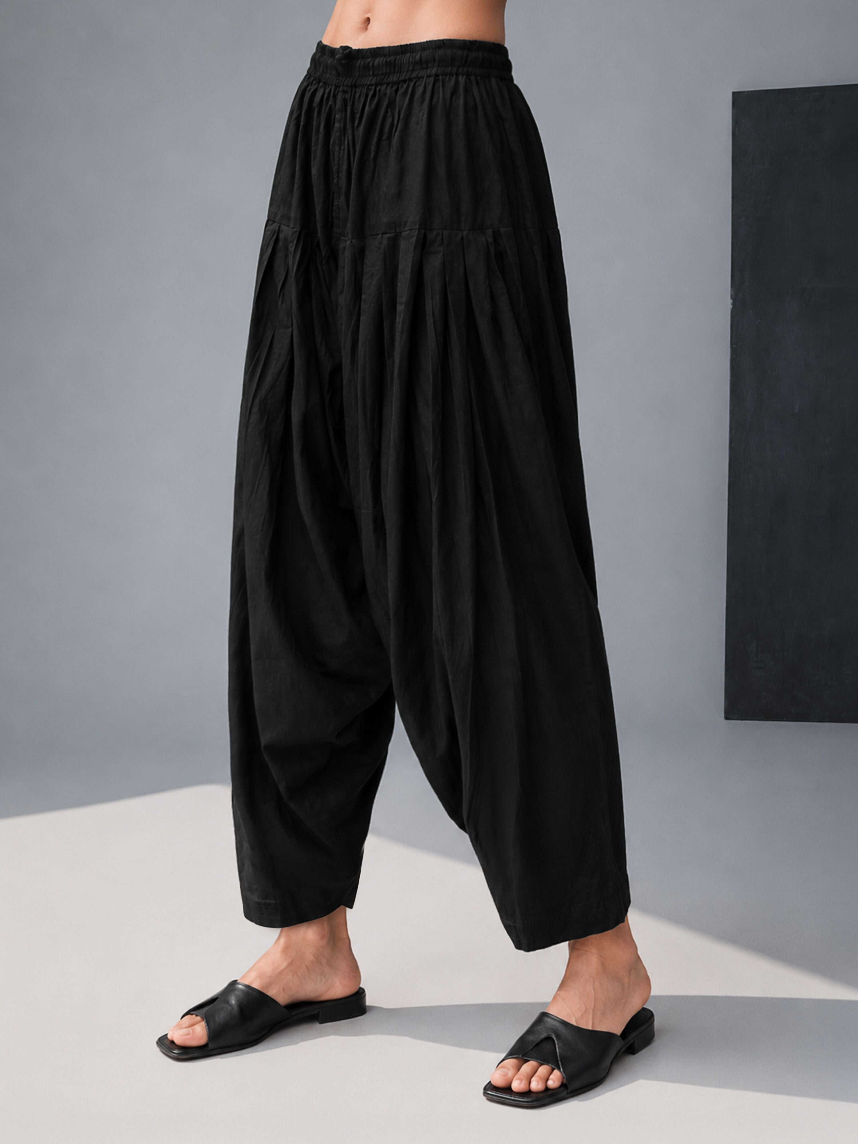 Women's Black Cotton Solid Patiyala