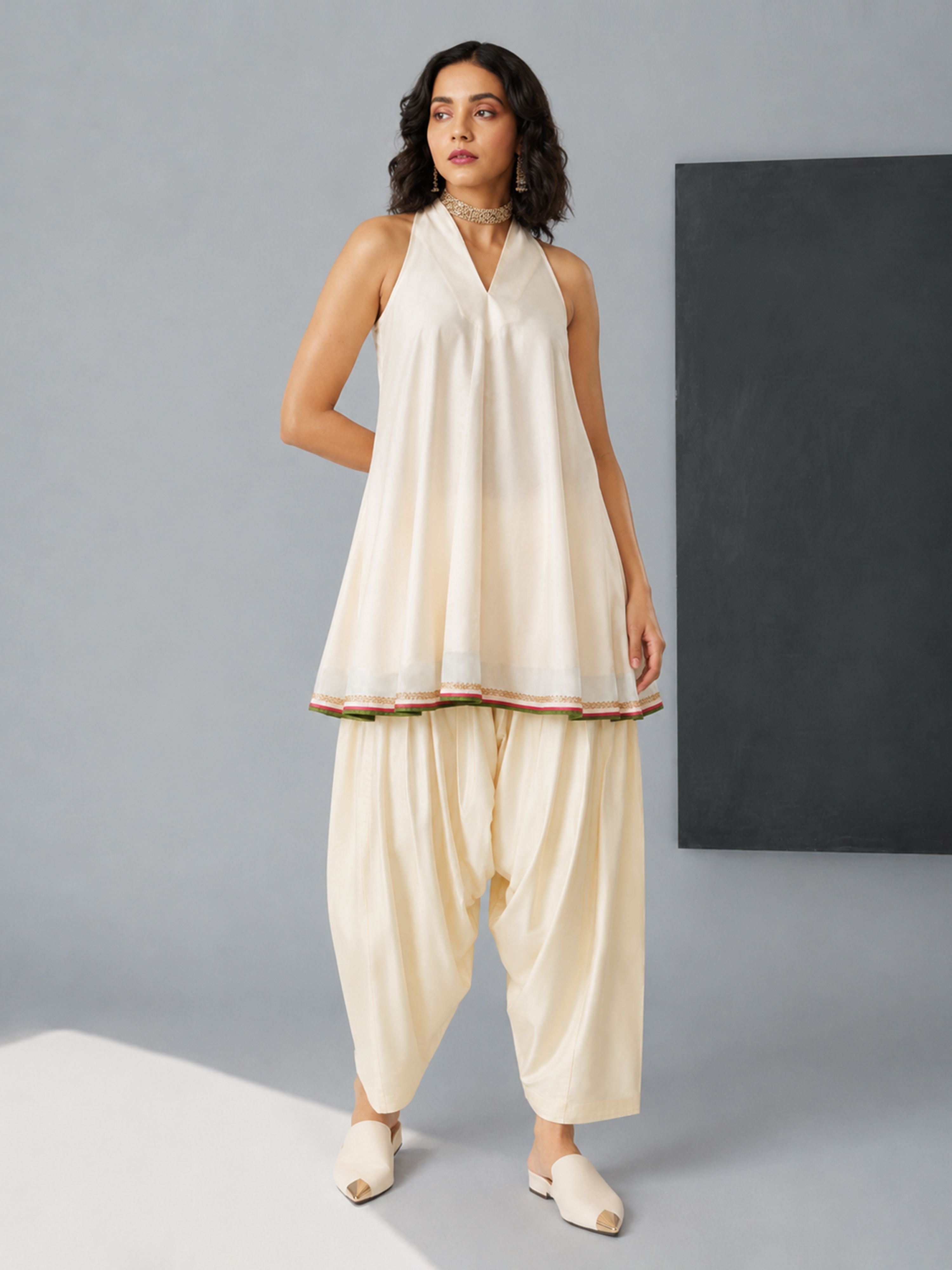 Women's Cream Viscose Solid Patiyala