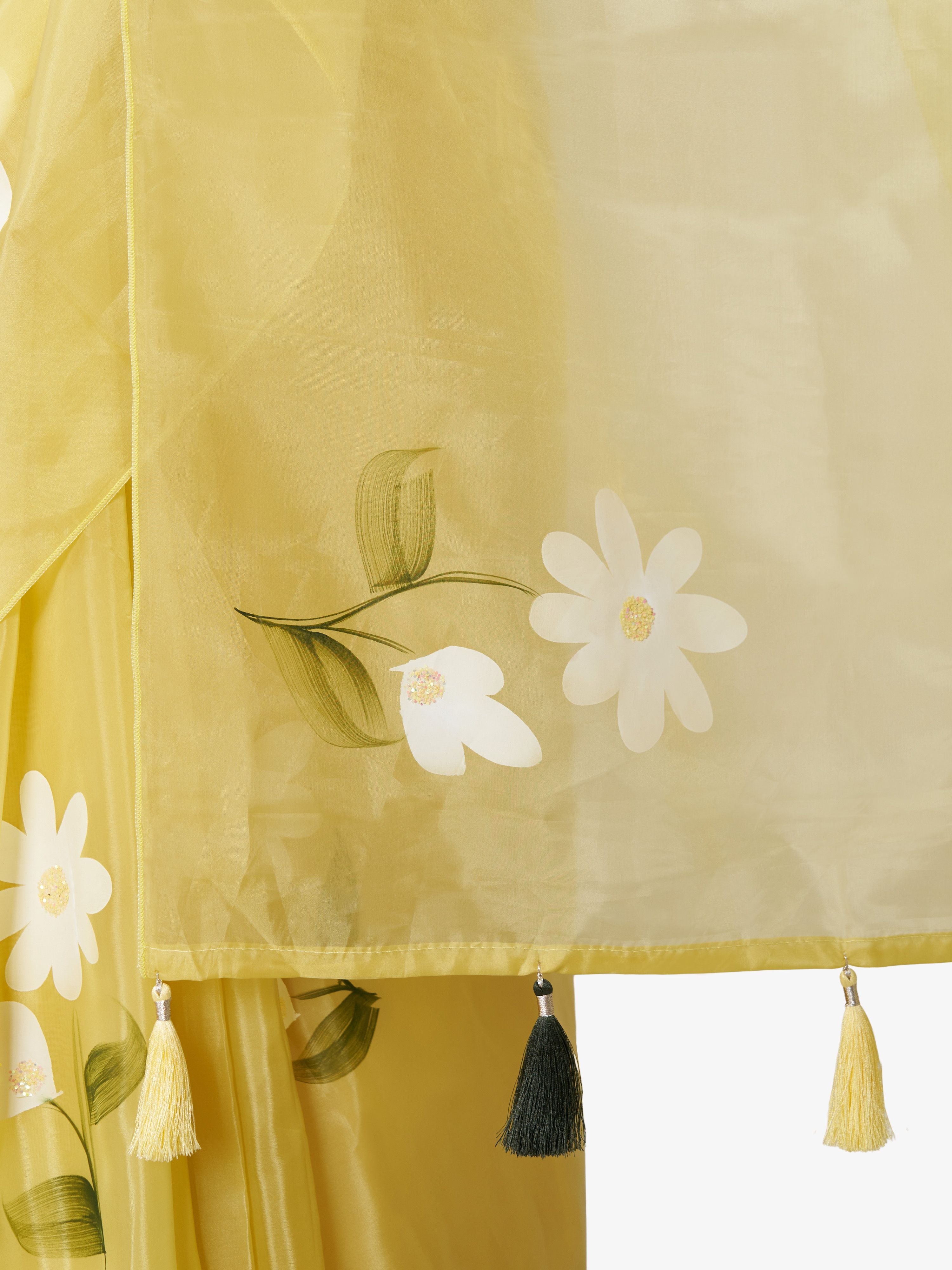 Women's Yellow Organza Floral Print Saree With Unstitched Blouse Piece
