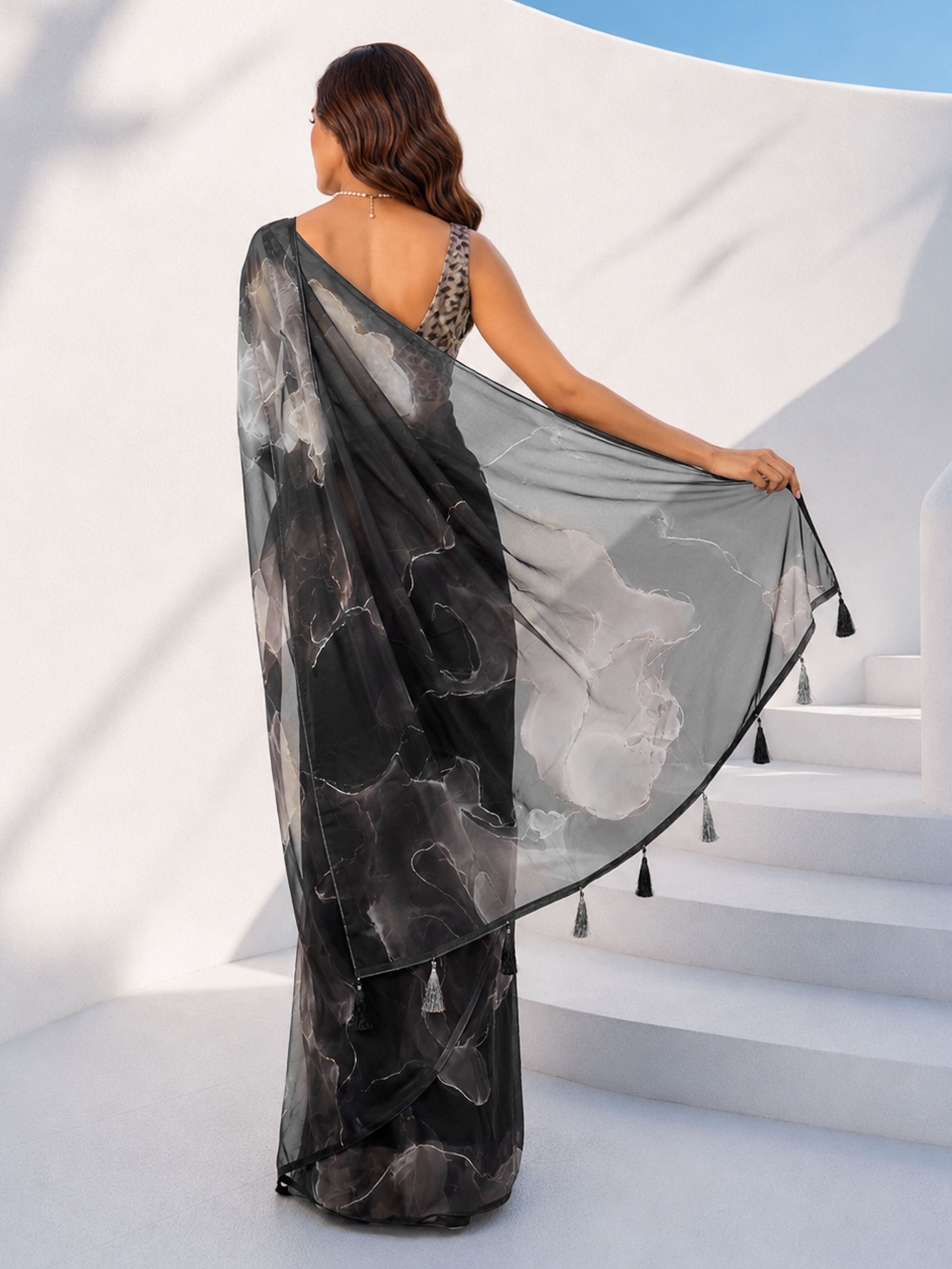 Women's Black Organza Abstract Saree With Unstitched Blouse Piece