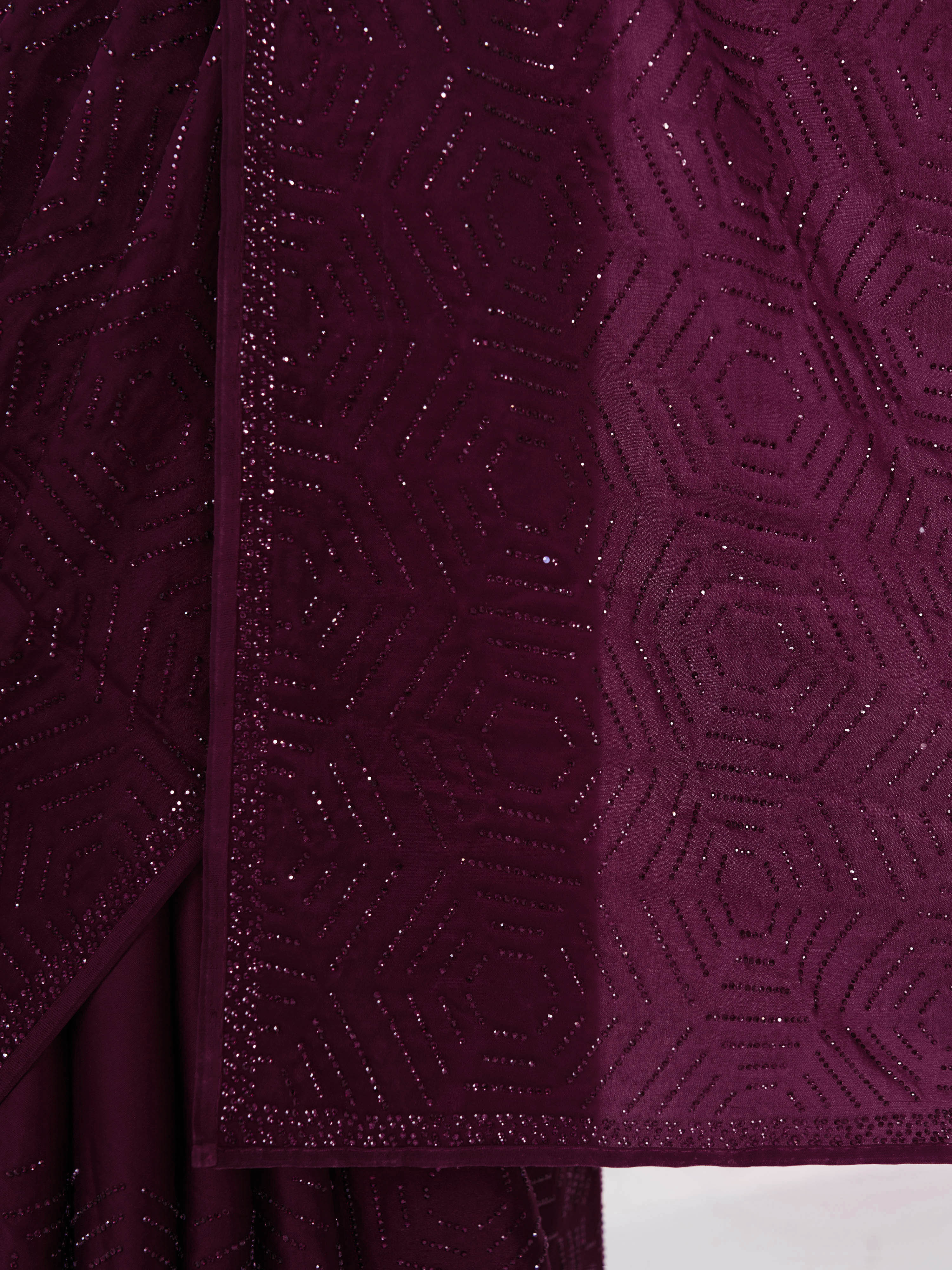 Women's Purple Embellished Saree with Unstitched Blouse Piece