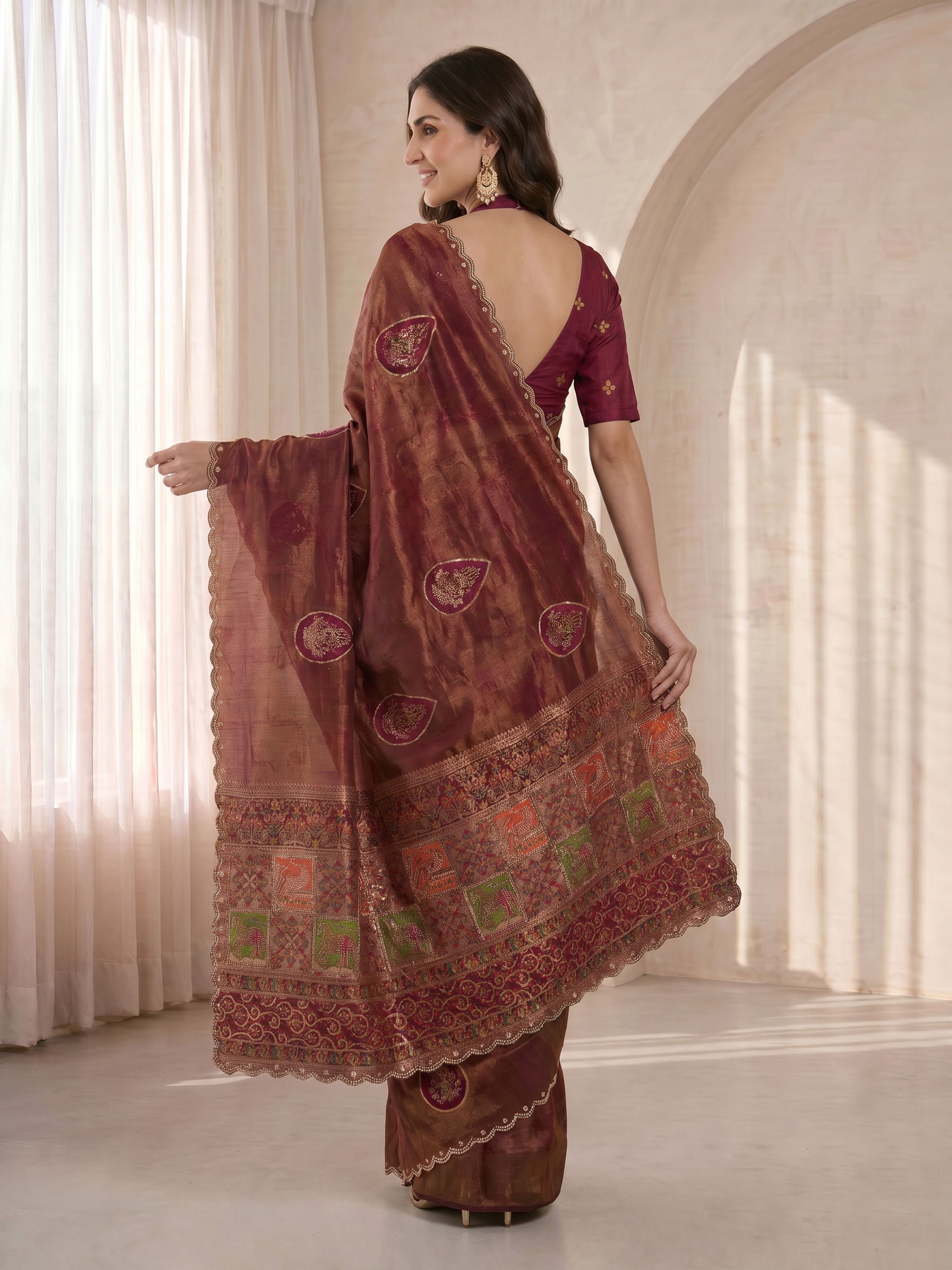 Women's Brown Silk Ethnic Motifs Saree With Unstitched Blouse Piece