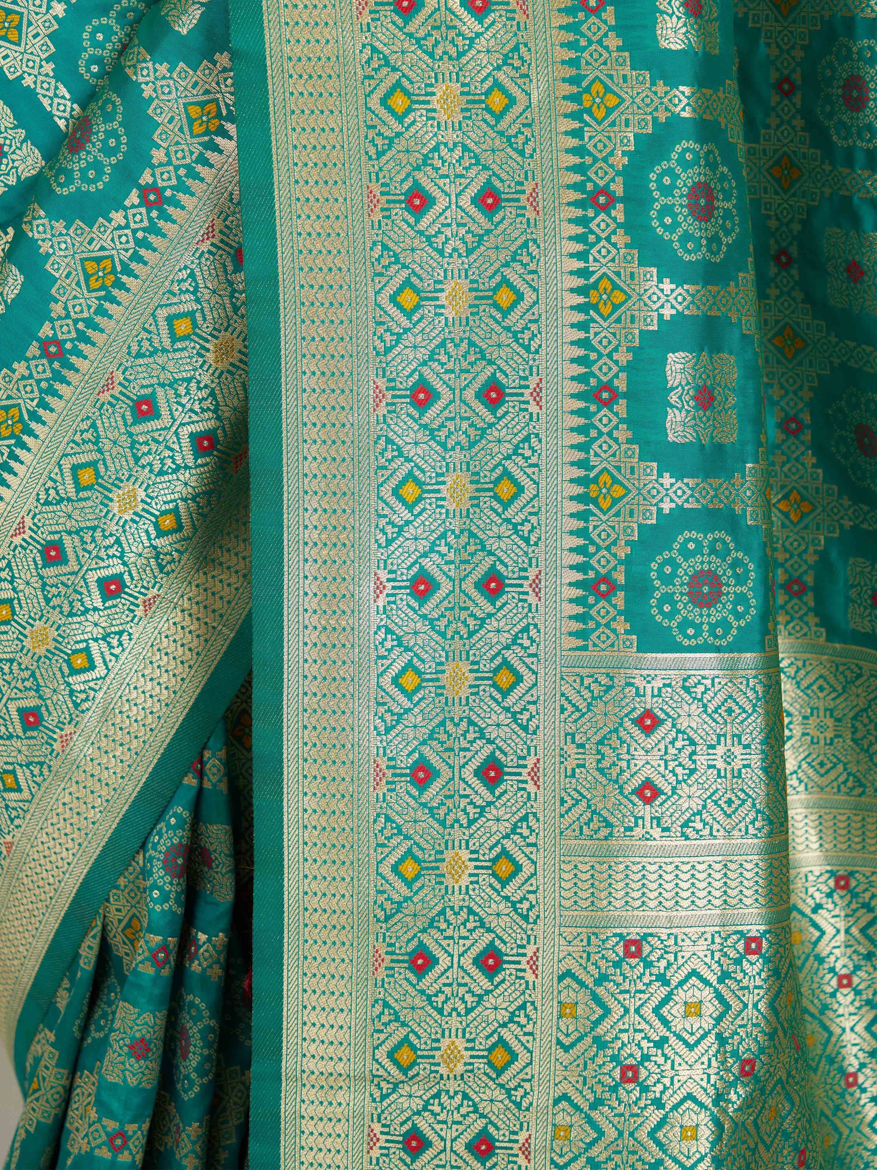 Women's Green Cotton-Silk Geometric Print Saree With Unstitched Blouse Piece