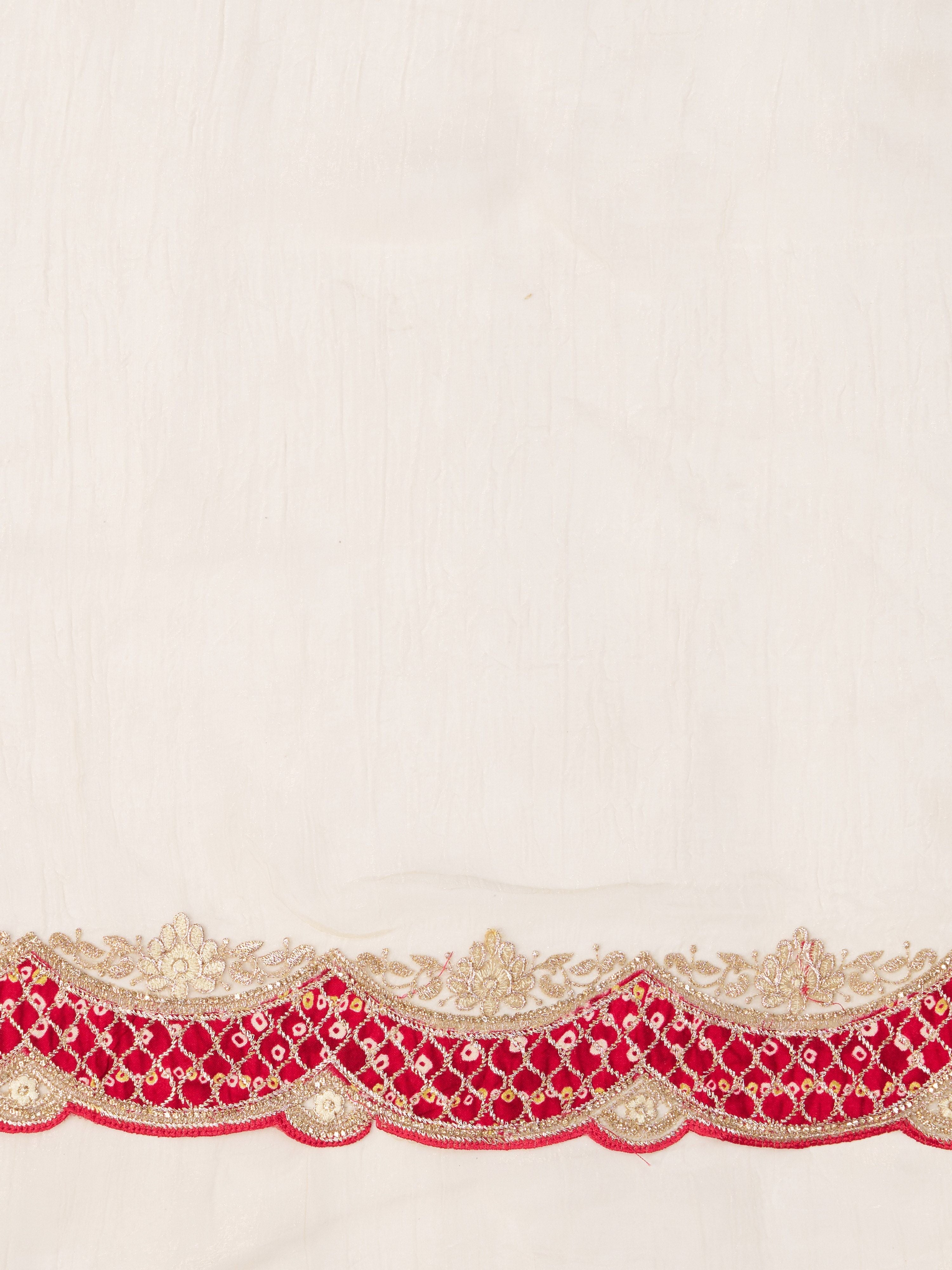 Women's White Organza Embroidered Saree With Unstitched Blouse Piece