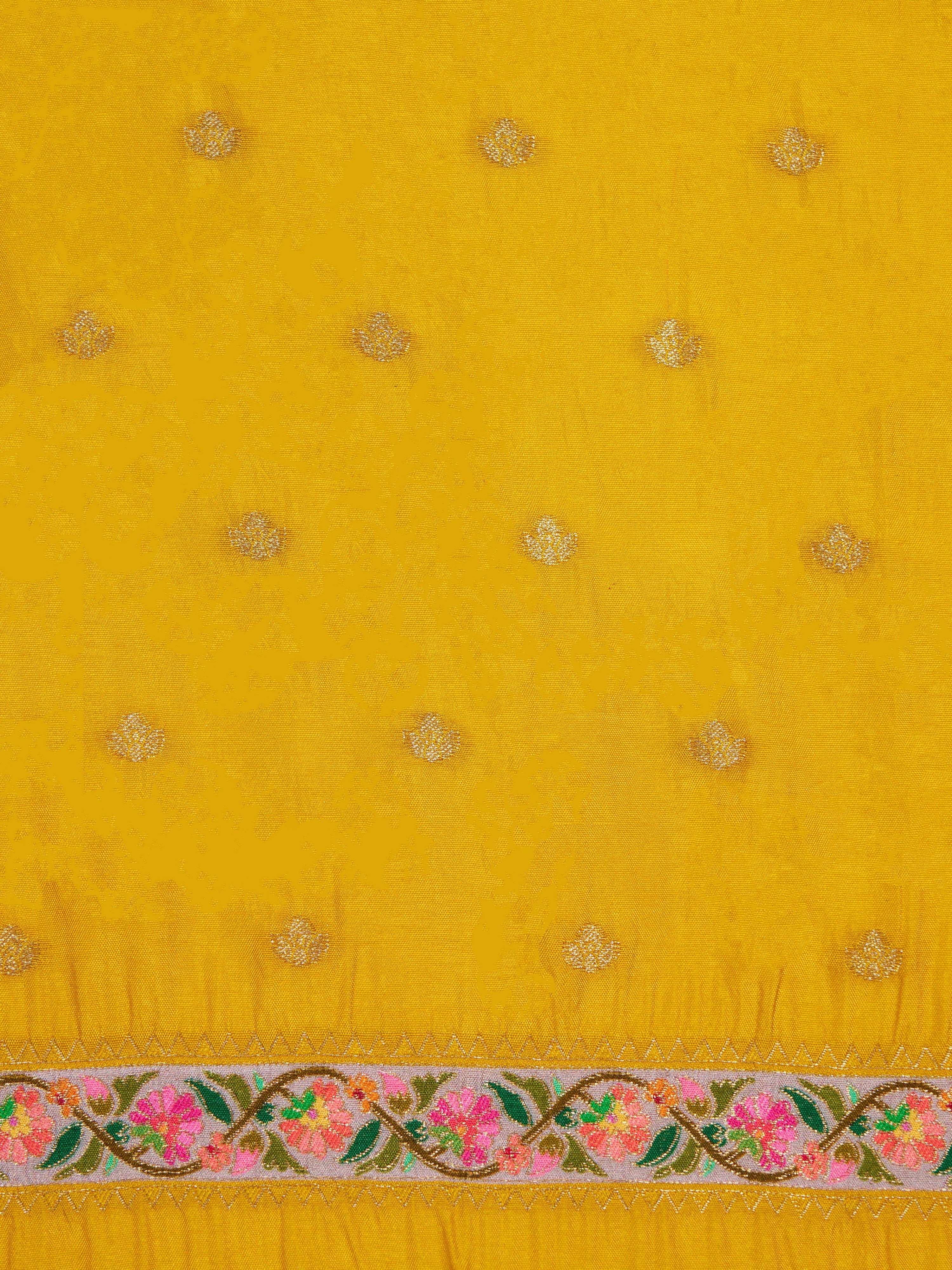 Women's Yellow Art Silk Floral Print Saree With Unstitched Blouse Piece