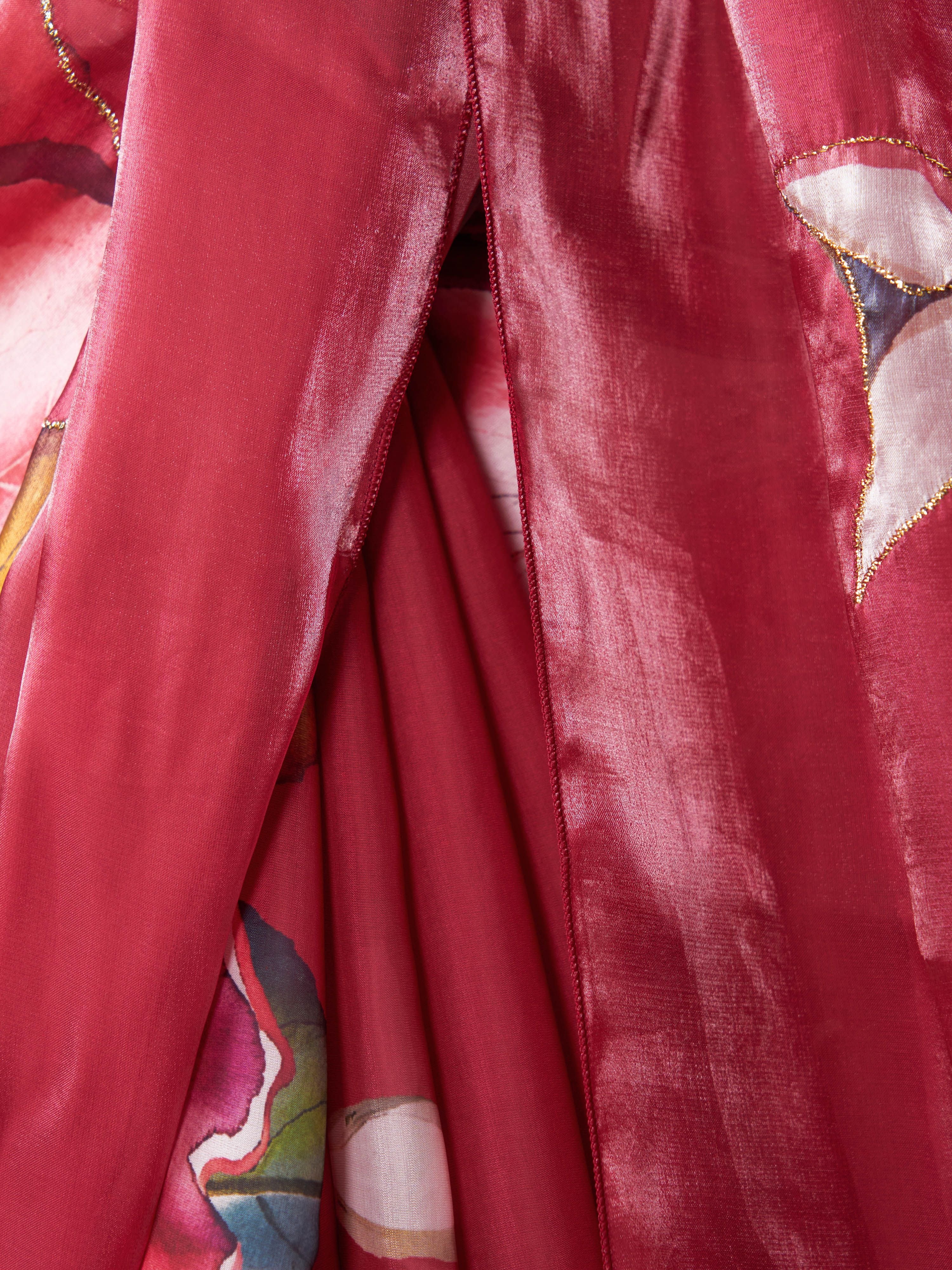 Women's Red Silk-Blend Floral Print Saree With Unstitched Blouse Piece