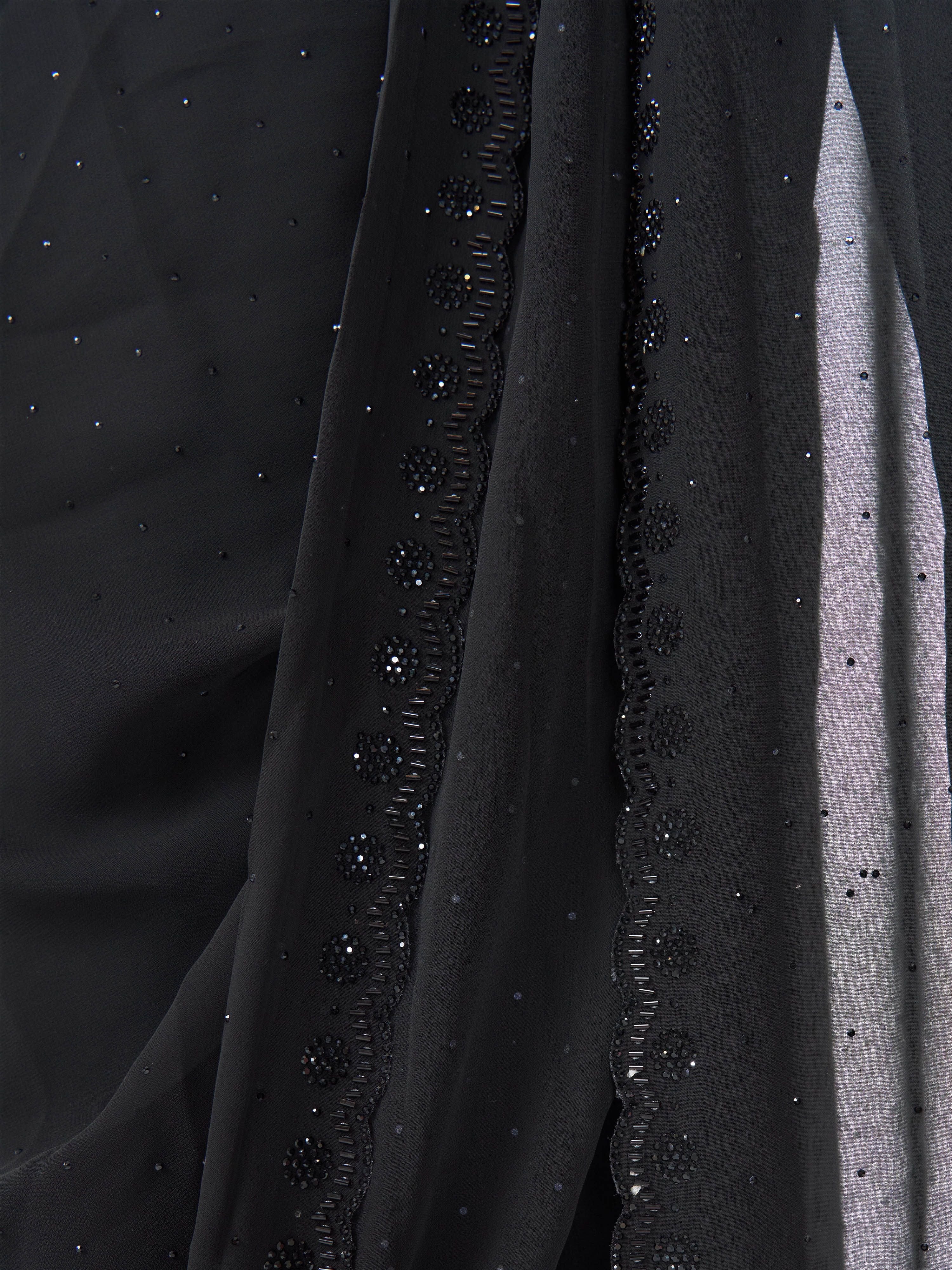 Women's Black Georgette Hem Design Saree With Unstitched Blouse Piece