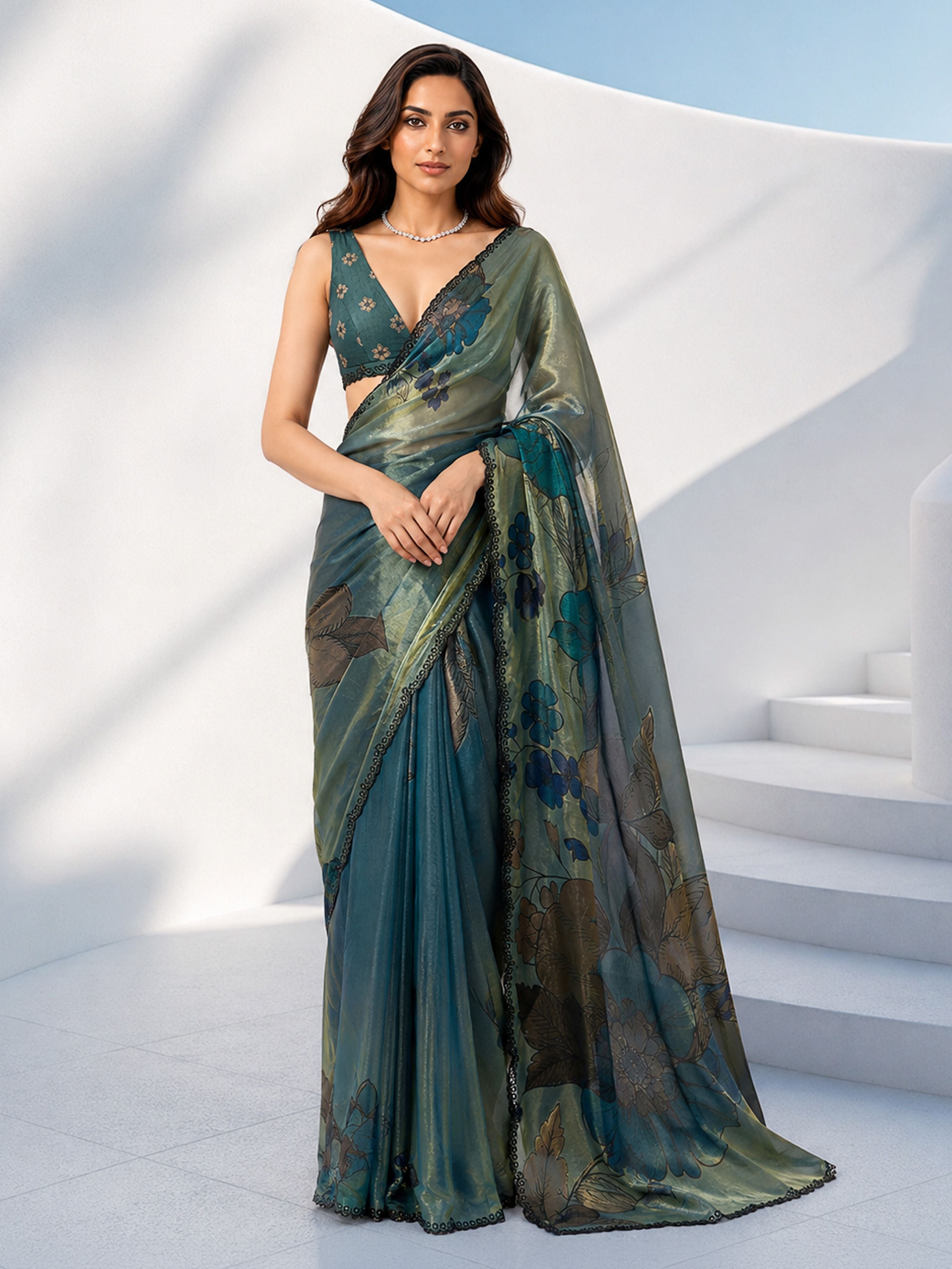 Women's Blue Silk-Blend Ethnic Motifs Saree With Unstitched Blouse Piece