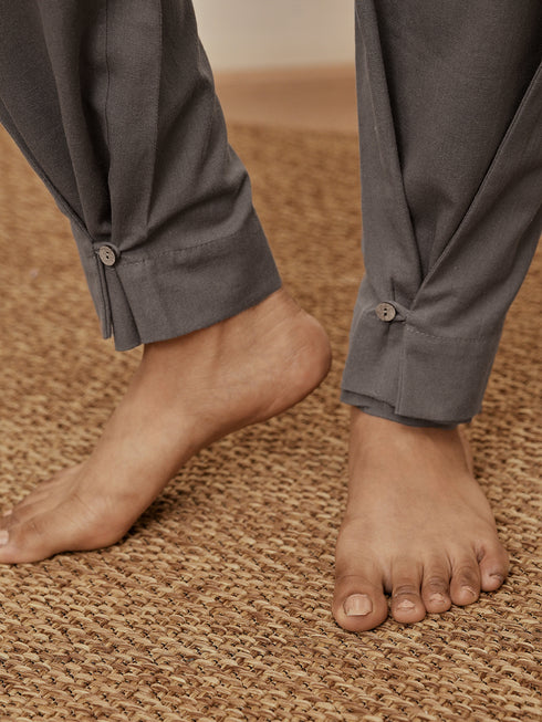 Women's Grey Ethnic Embroidered Yoga Sleeveless Kurta With Straight Pants