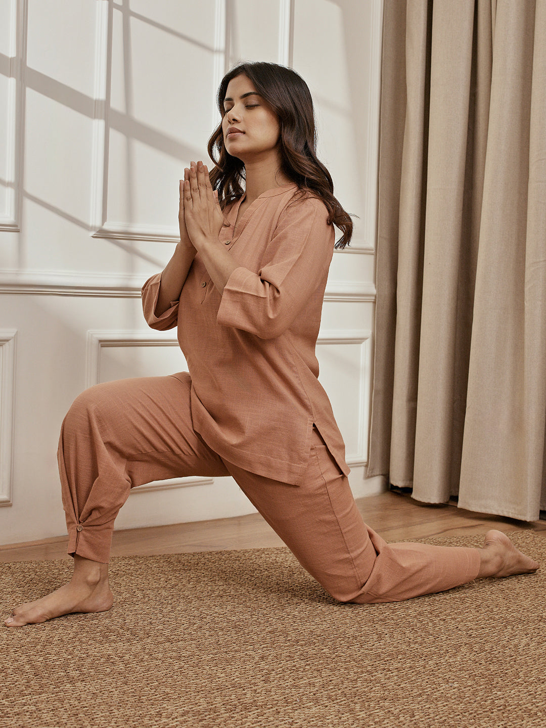 Women Rose Pink Cotton Linen Three-Quarter Sleeves Yoga Kurta with Straight Pants