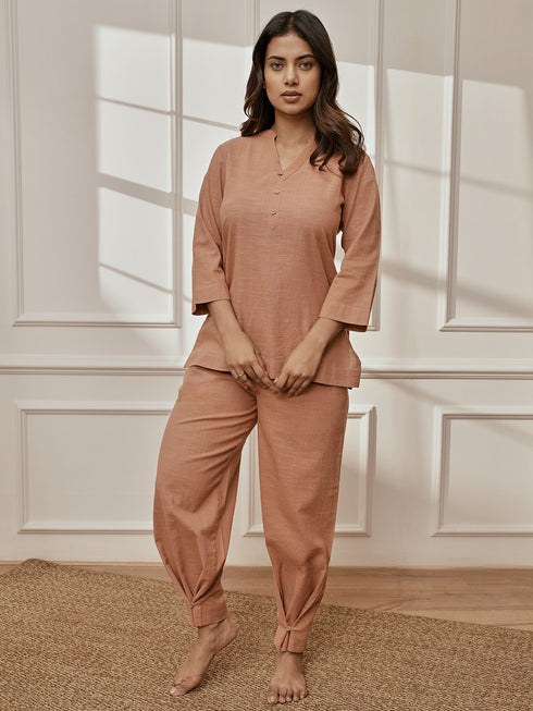 Women Rose Pink Cotton Linen Three-Quarter Sleeves Yoga Kurta with Straight Pants
