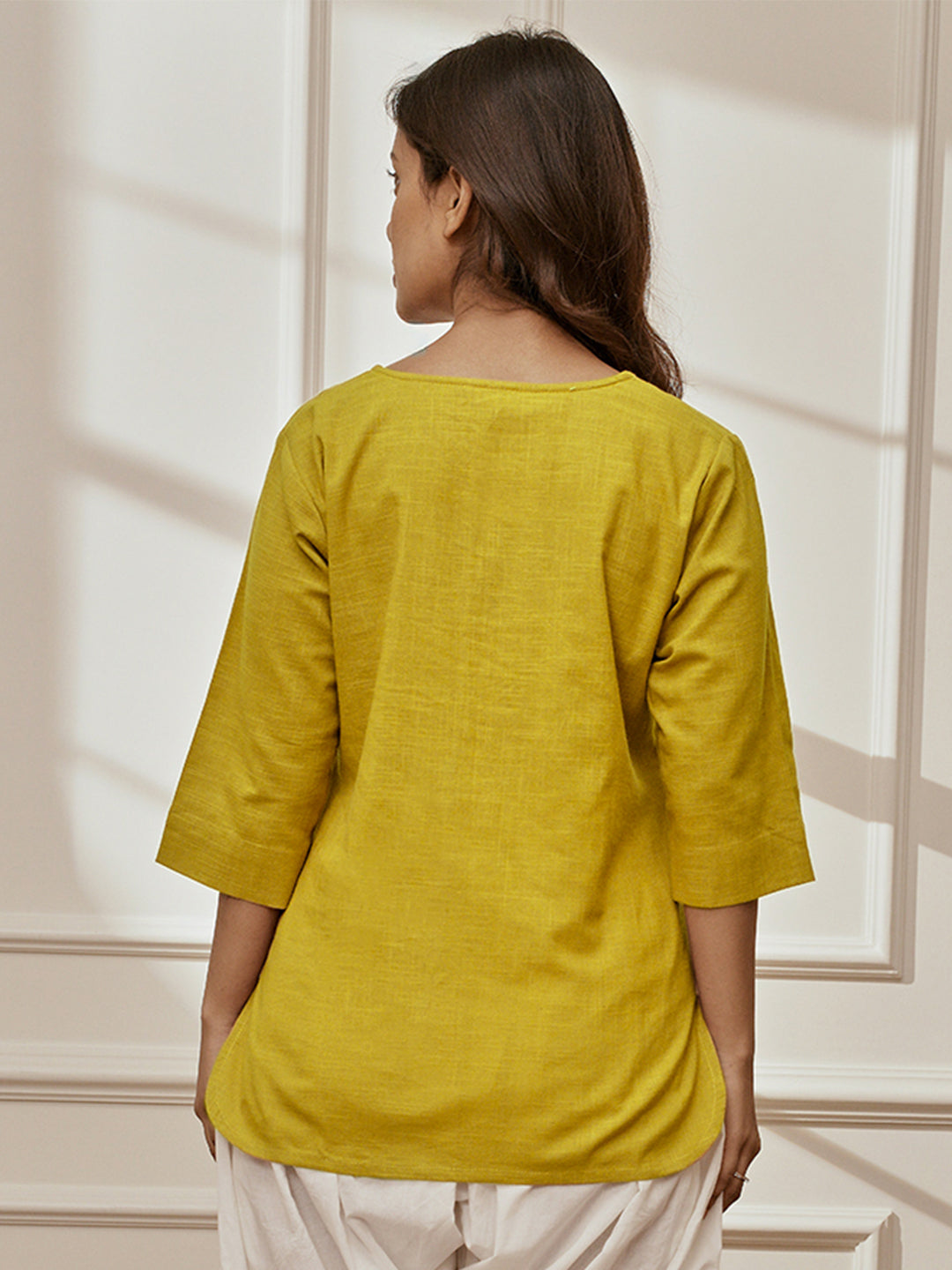 Women's Olive Green Cambric Cotton Round Neck Yoga Kurta