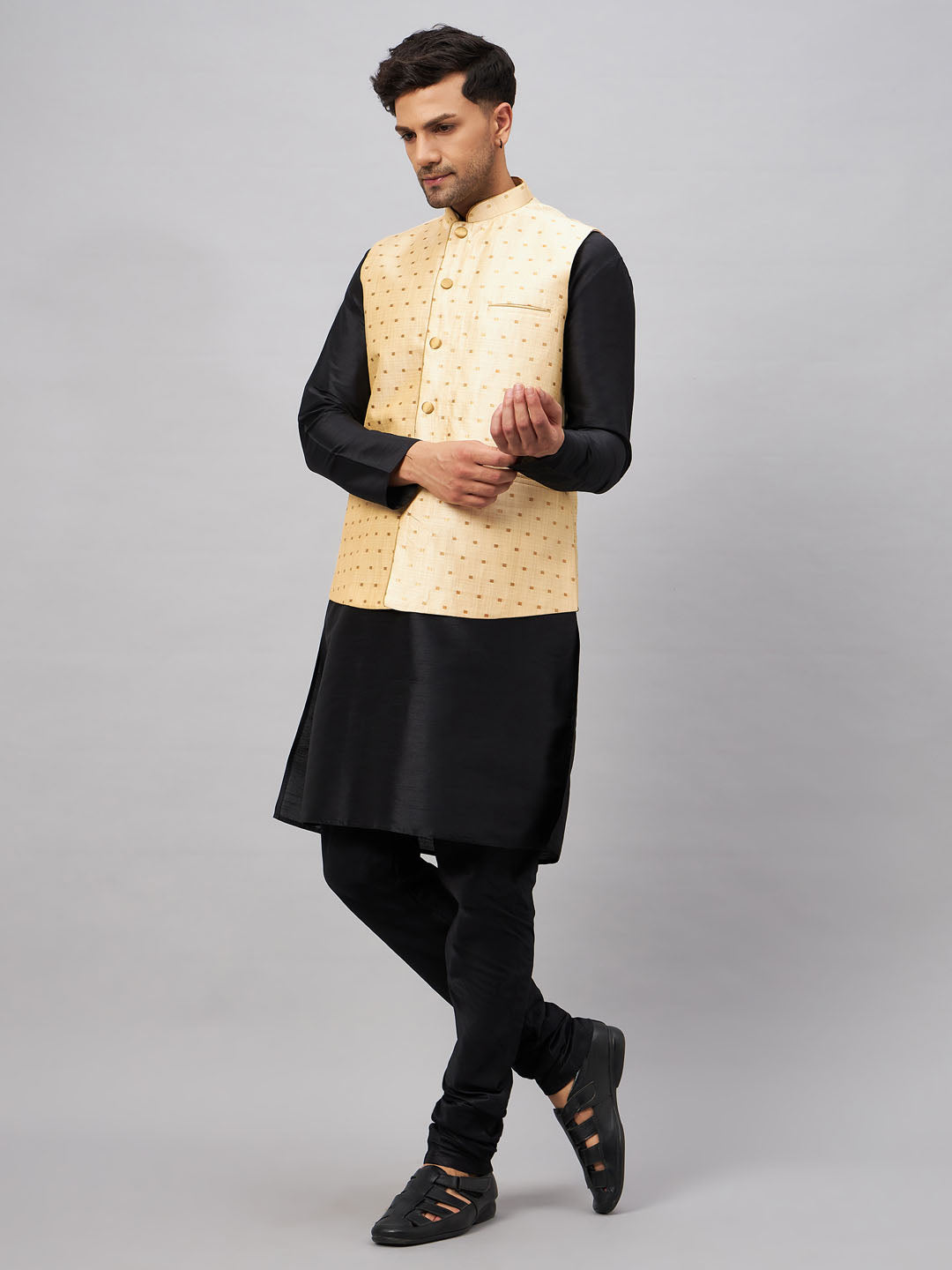 Men's Gold Zari Weaved Jacket With Kurta Pyjama Set